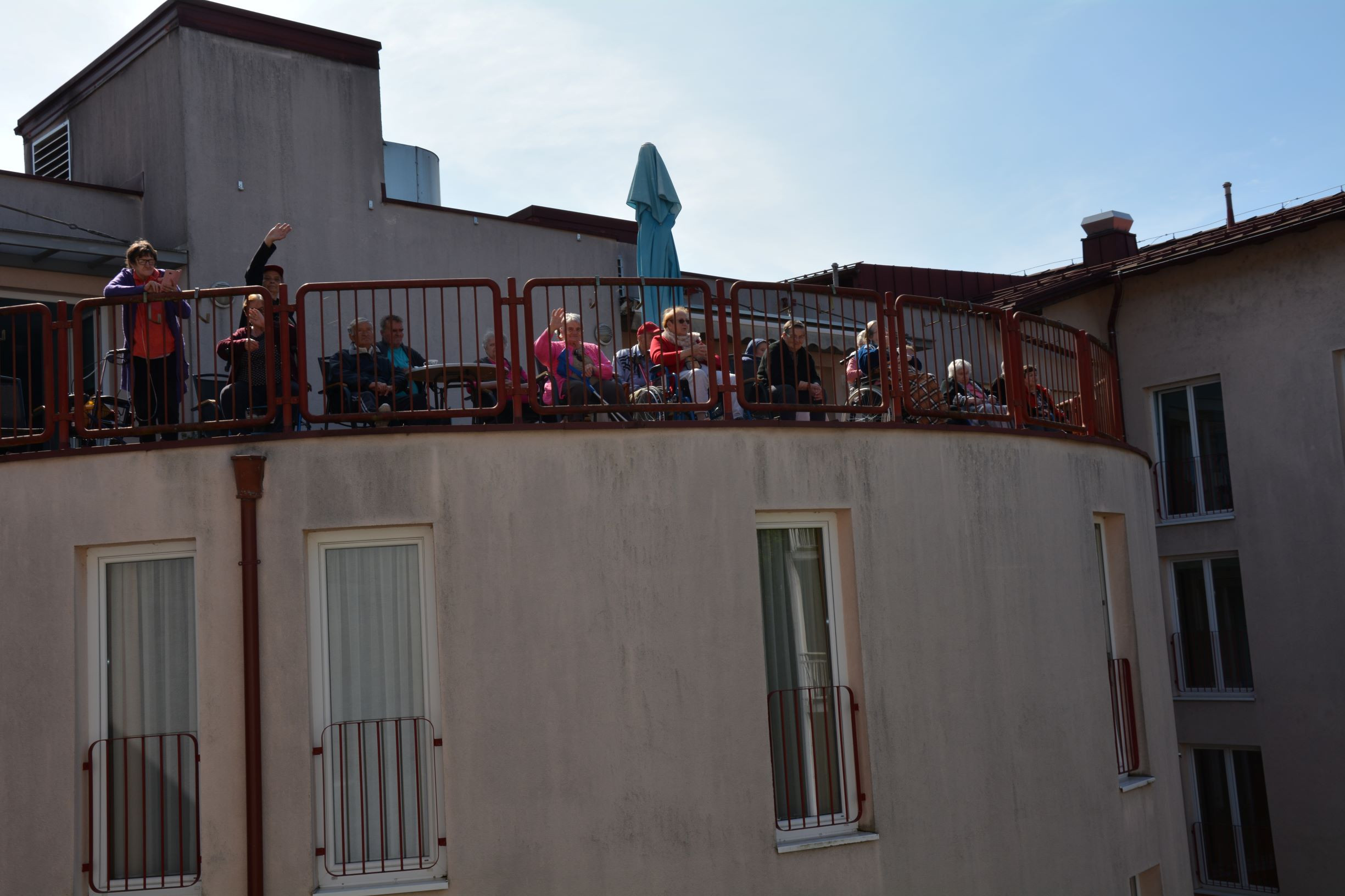 Vrtna veselica s slovensko glasbo