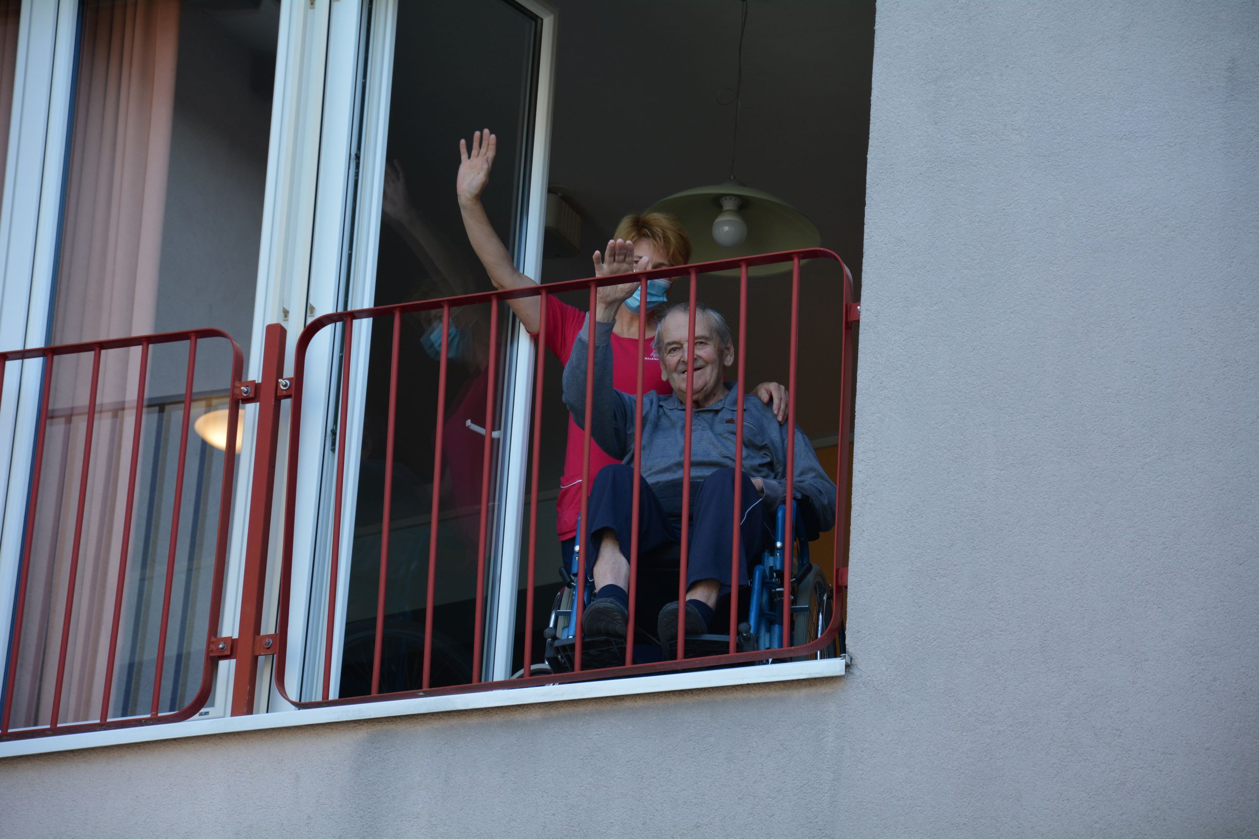 Vrtna veselica s slovensko glasbo