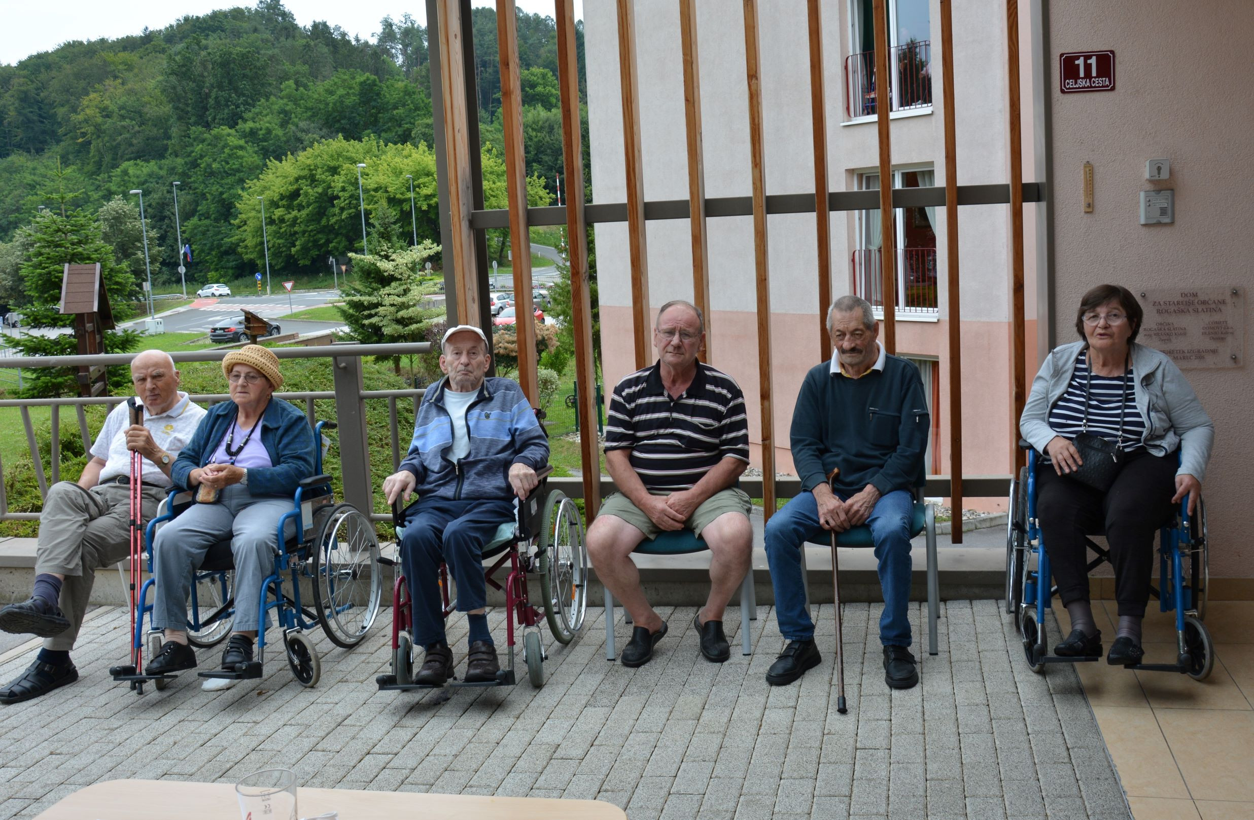 Vsem Anam čestitamo ob njihovem prazniku