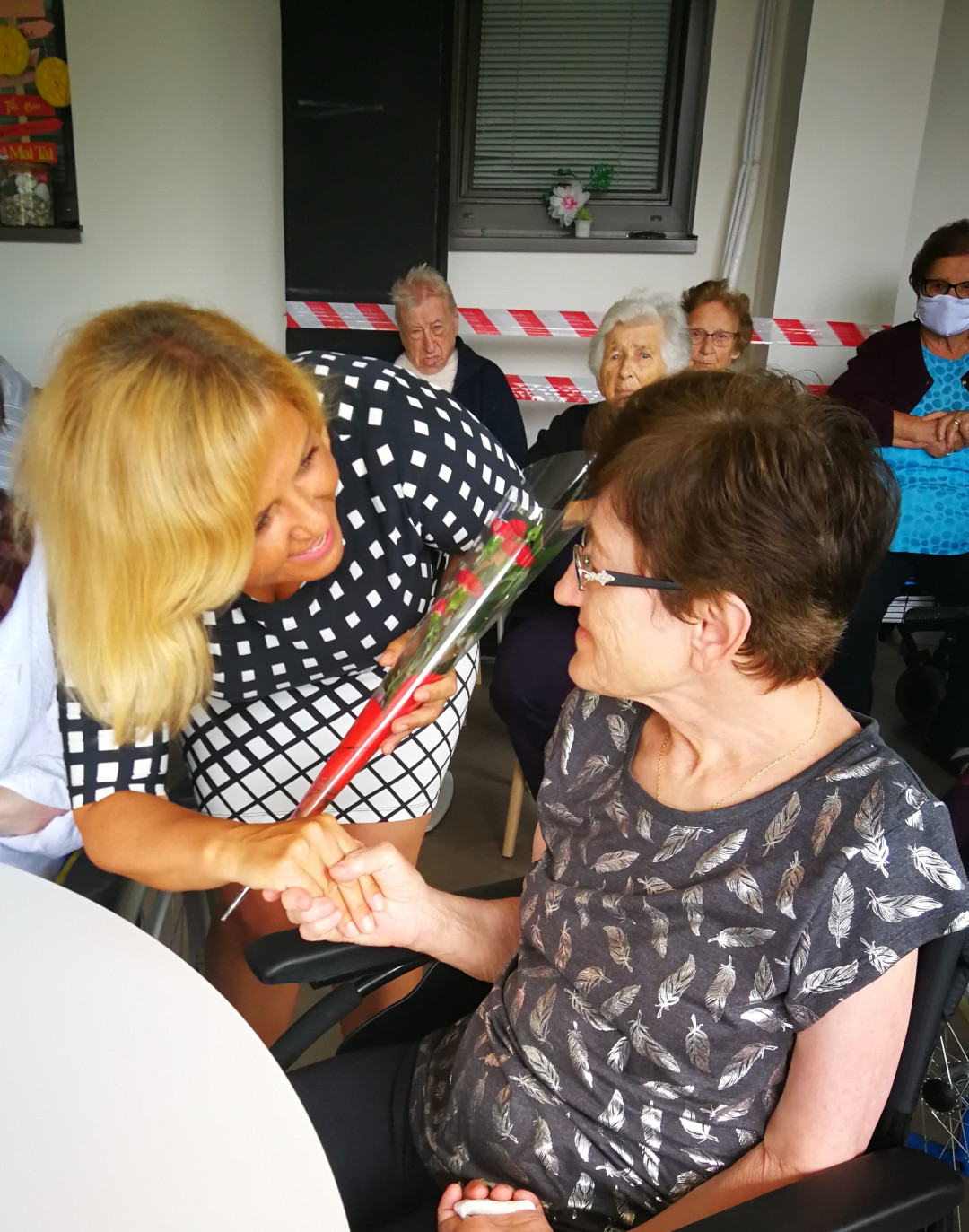 Vsem Anam čestitamo ob njihovem prazniku