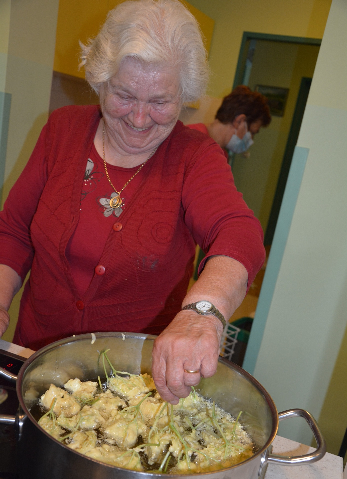 Zadišalo je po bezgu