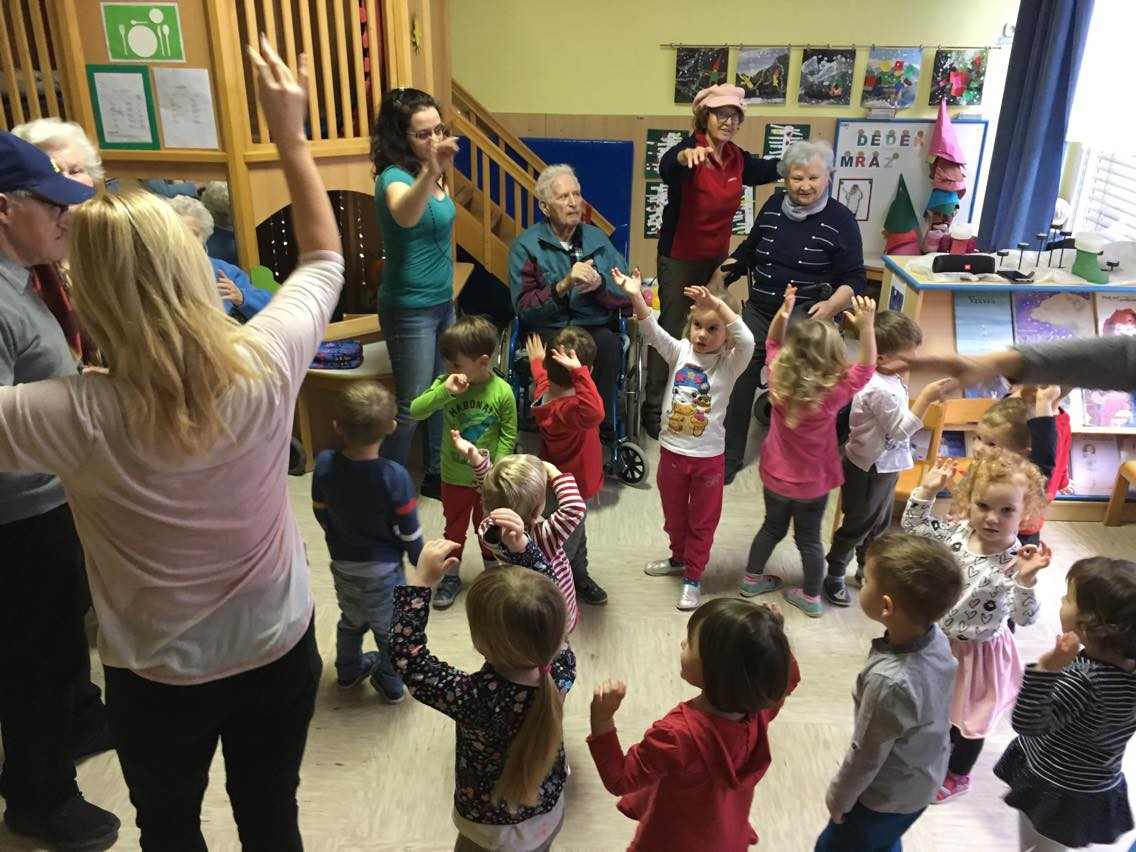 Zadnji letošnji obisk v vrtcu