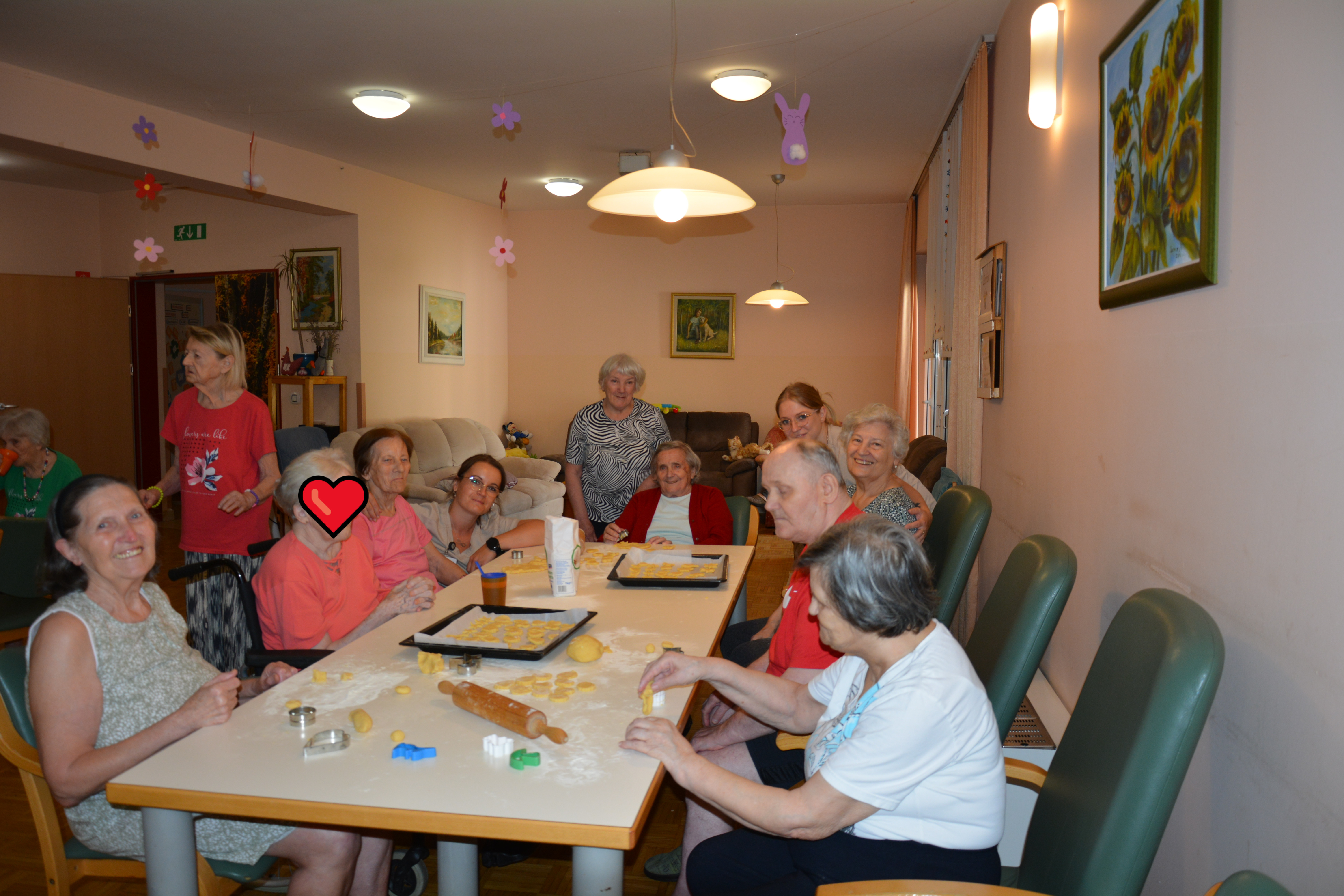 Zajtrk na terasi v skupini Spominčice