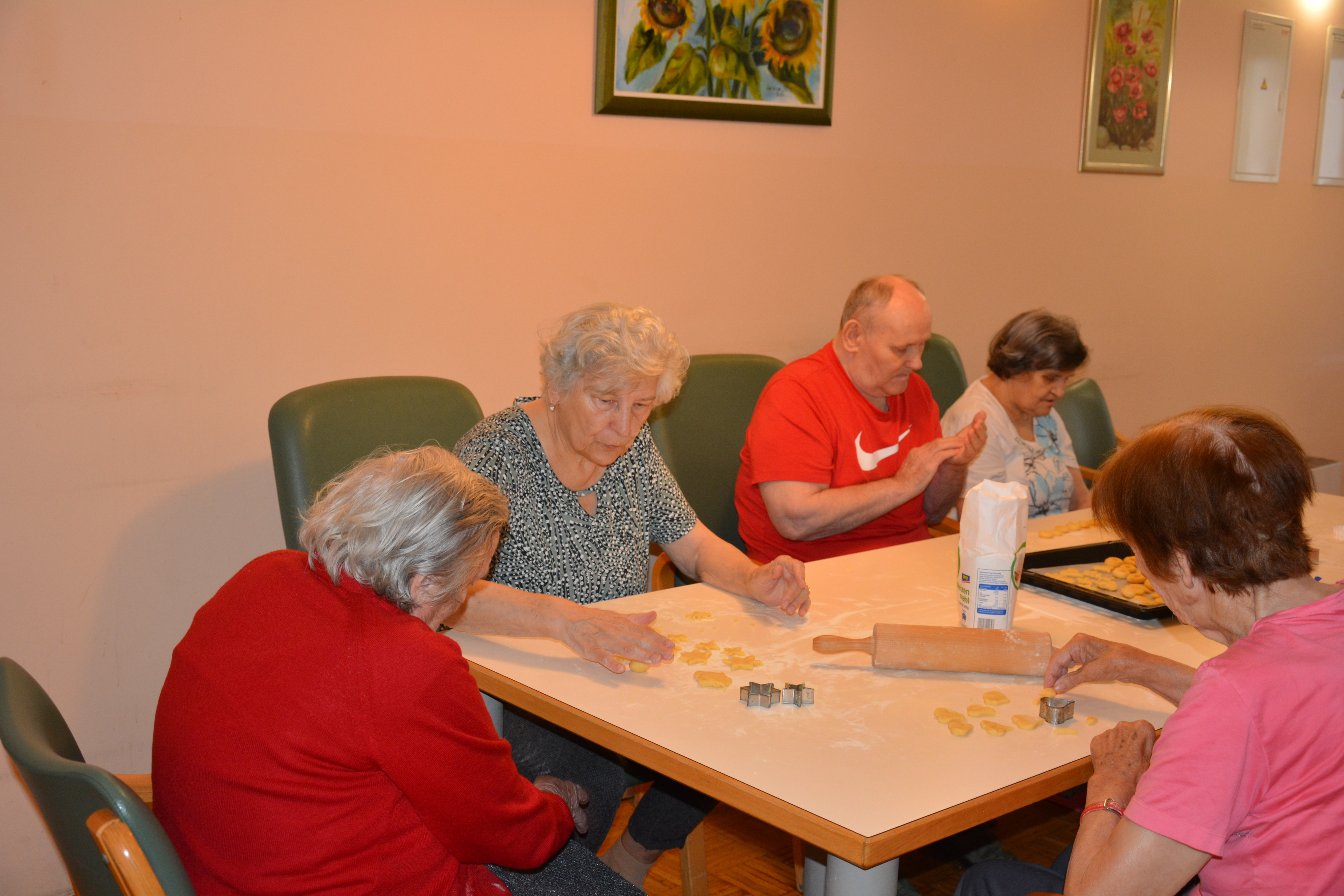 Zajtrk na terasi v skupini Spominčice