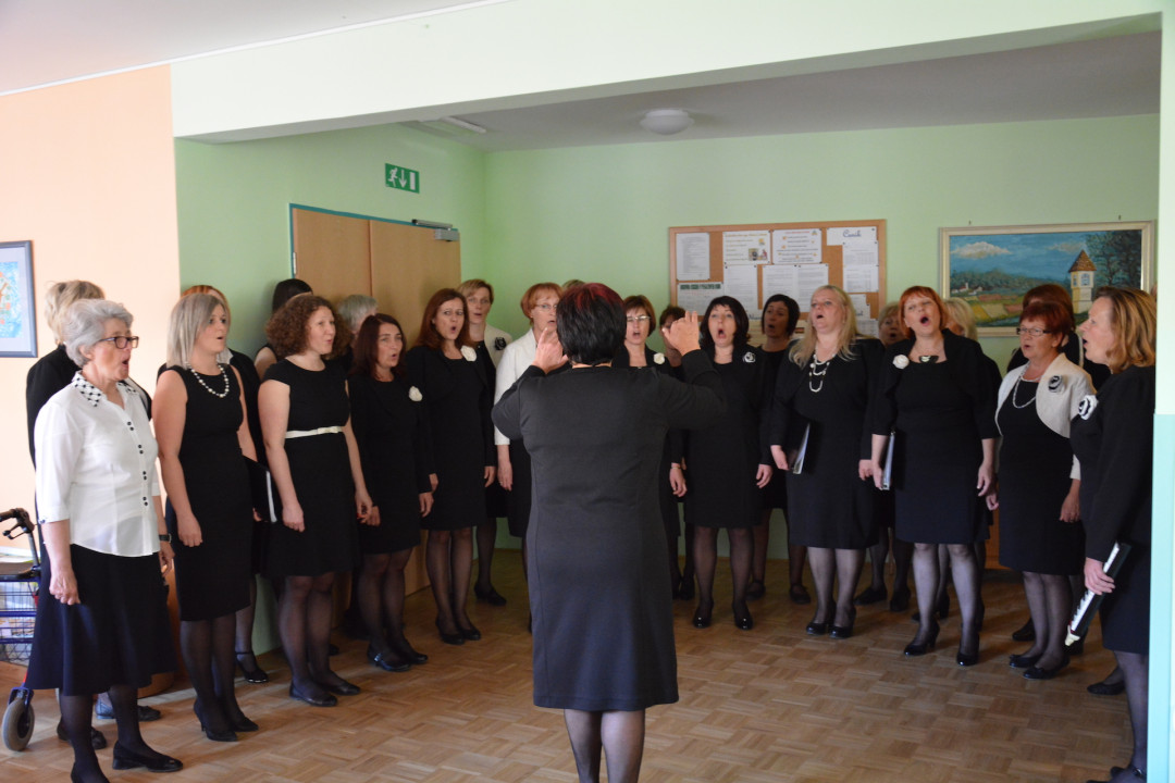 Ženski pevski zbor Rogaška Slatina