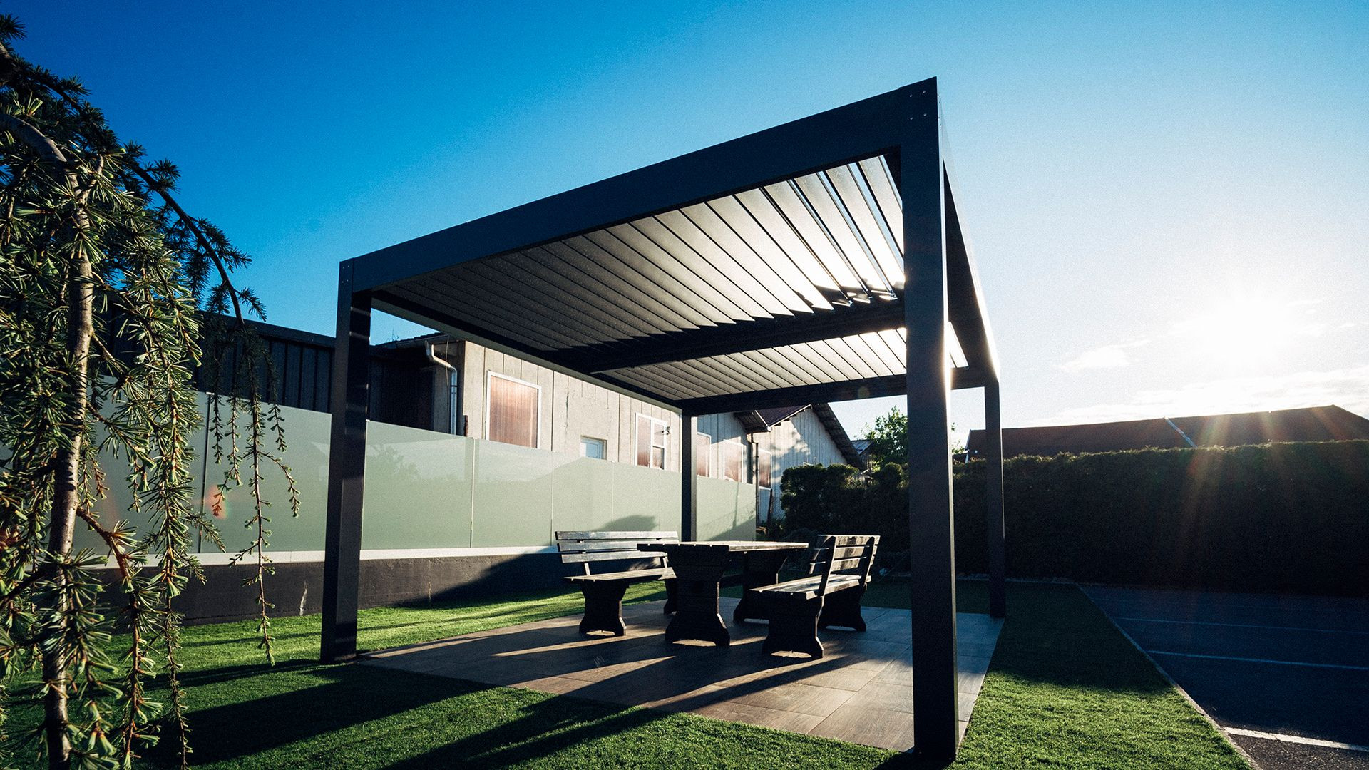 Project AE Brežice - Bioclimatic pergola Misteral - Terrace, brisole, zip roller blinds