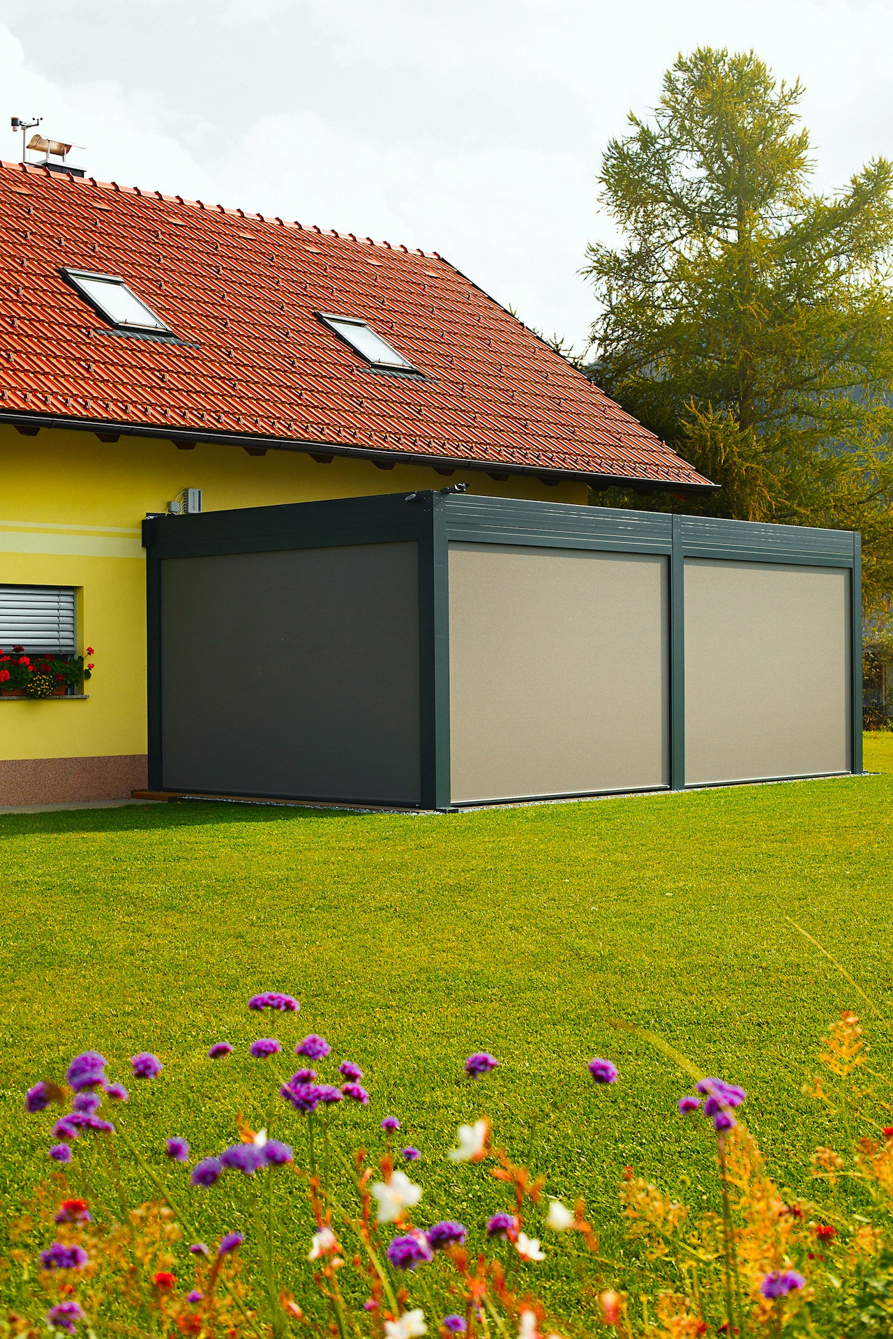 Project PŠ Grahovo - Bioclimatic pergola Misteral - Terrace, brisole, zip roller blinds