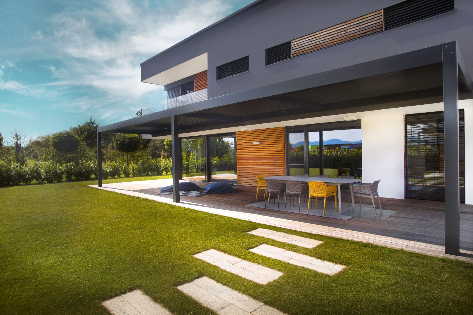 Project PV Vojnik - Bioclimatic pergola Misteral - Terrace, brisole, zip roller blinds