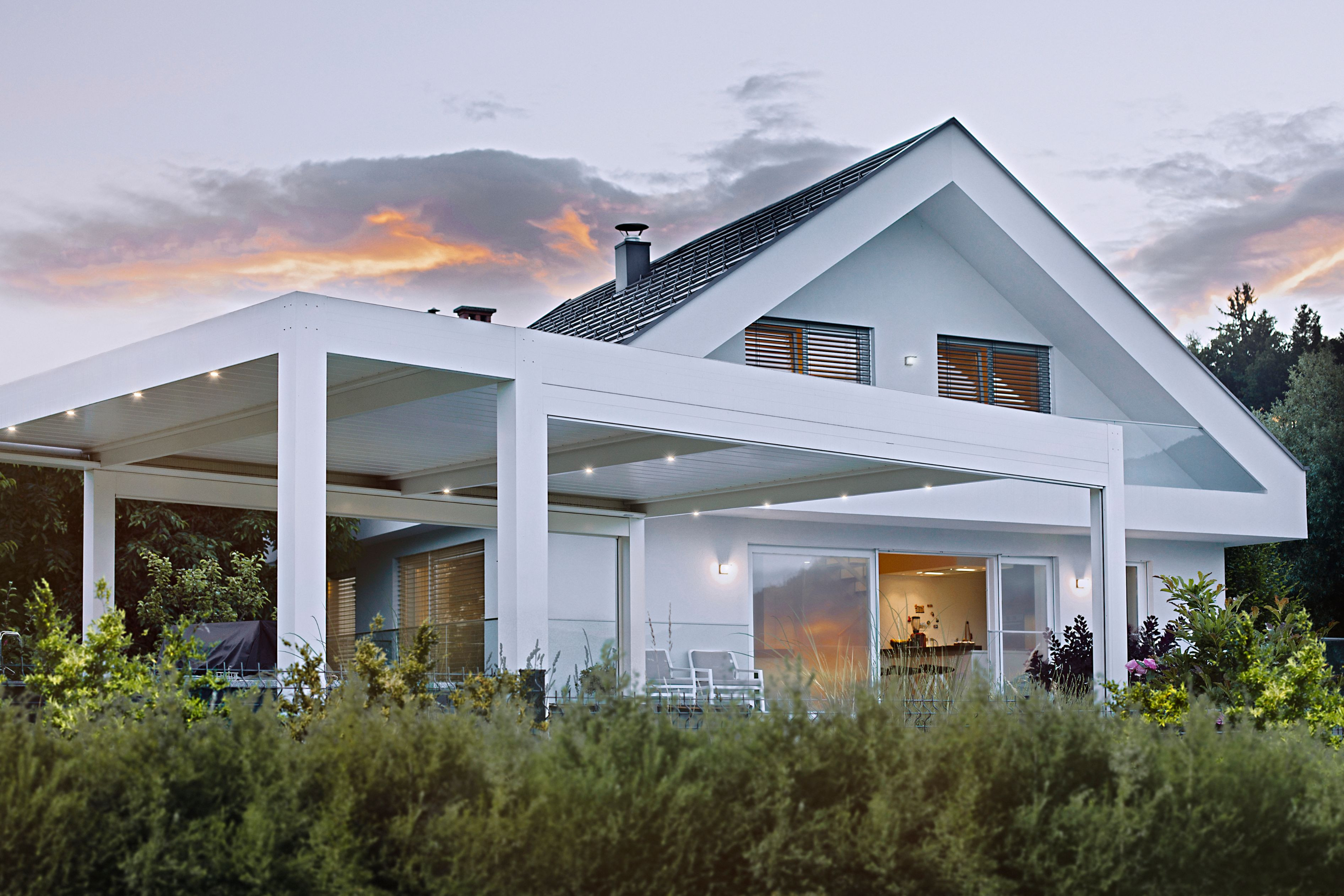 Project VP Ljubljana - Bioclimatic pergola Misteral - Terrace, brisole, zip roller blinds