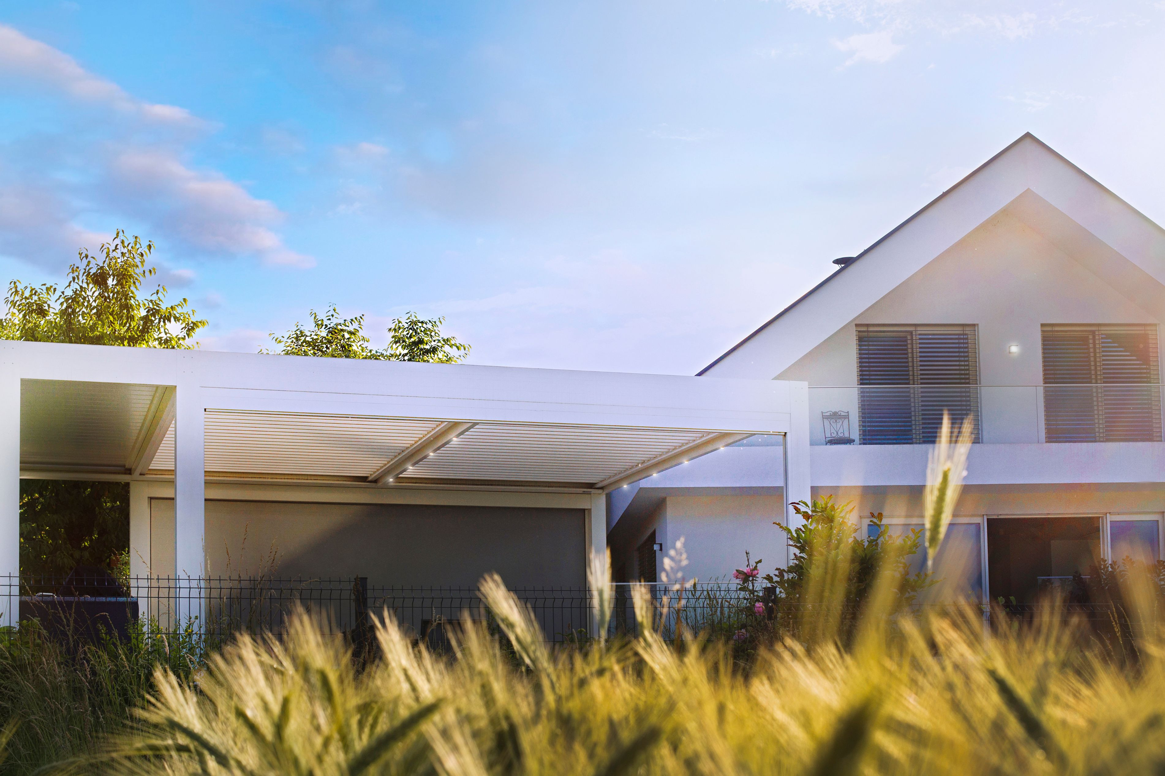 Project VP Ljubljana - Bioclimatic pergola Misteral - Terrace, brisole, zip roller blinds