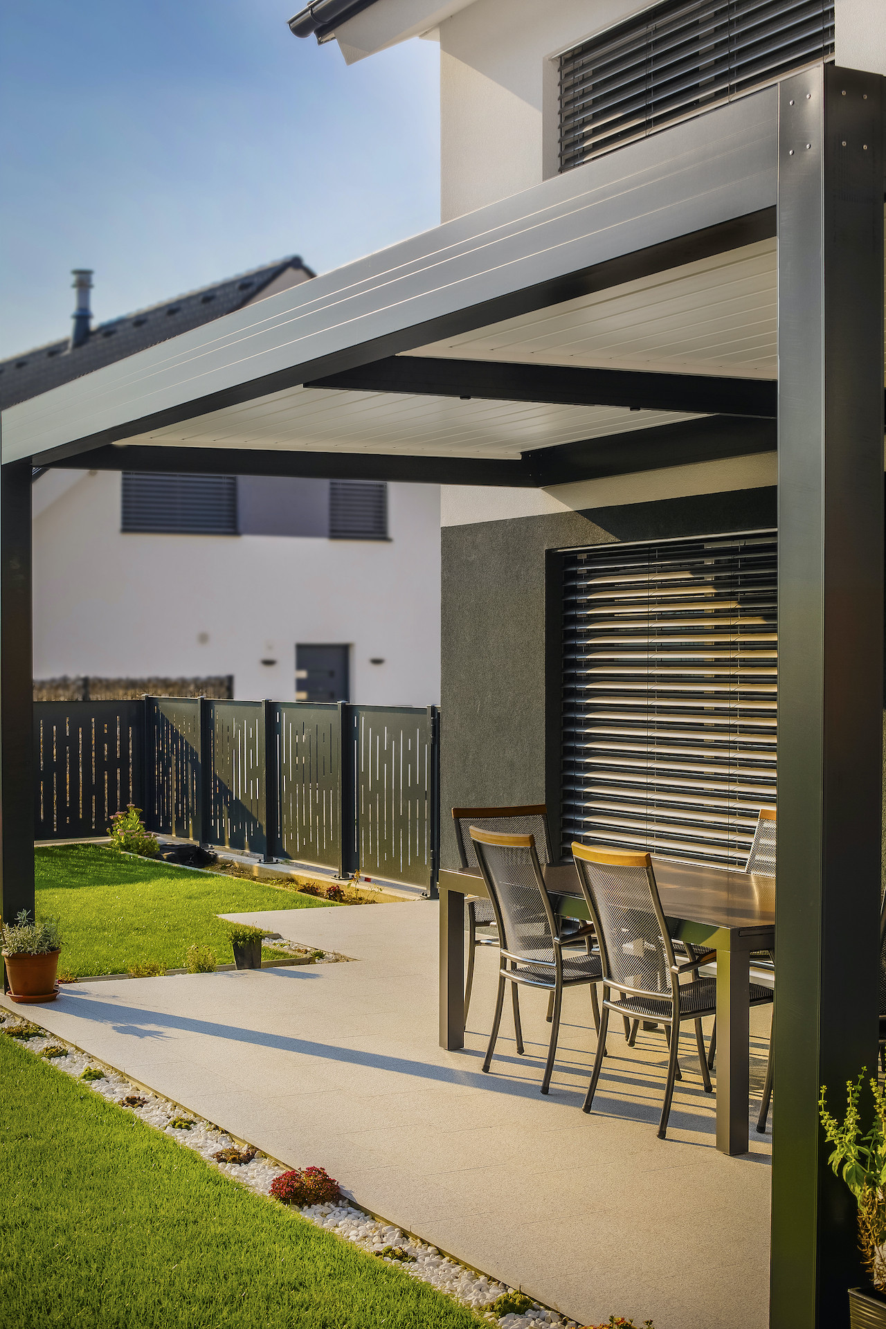 Projekt GK Medvode - Bioklimatska pergola Misteral - Terasa, Brisole, zip rolo