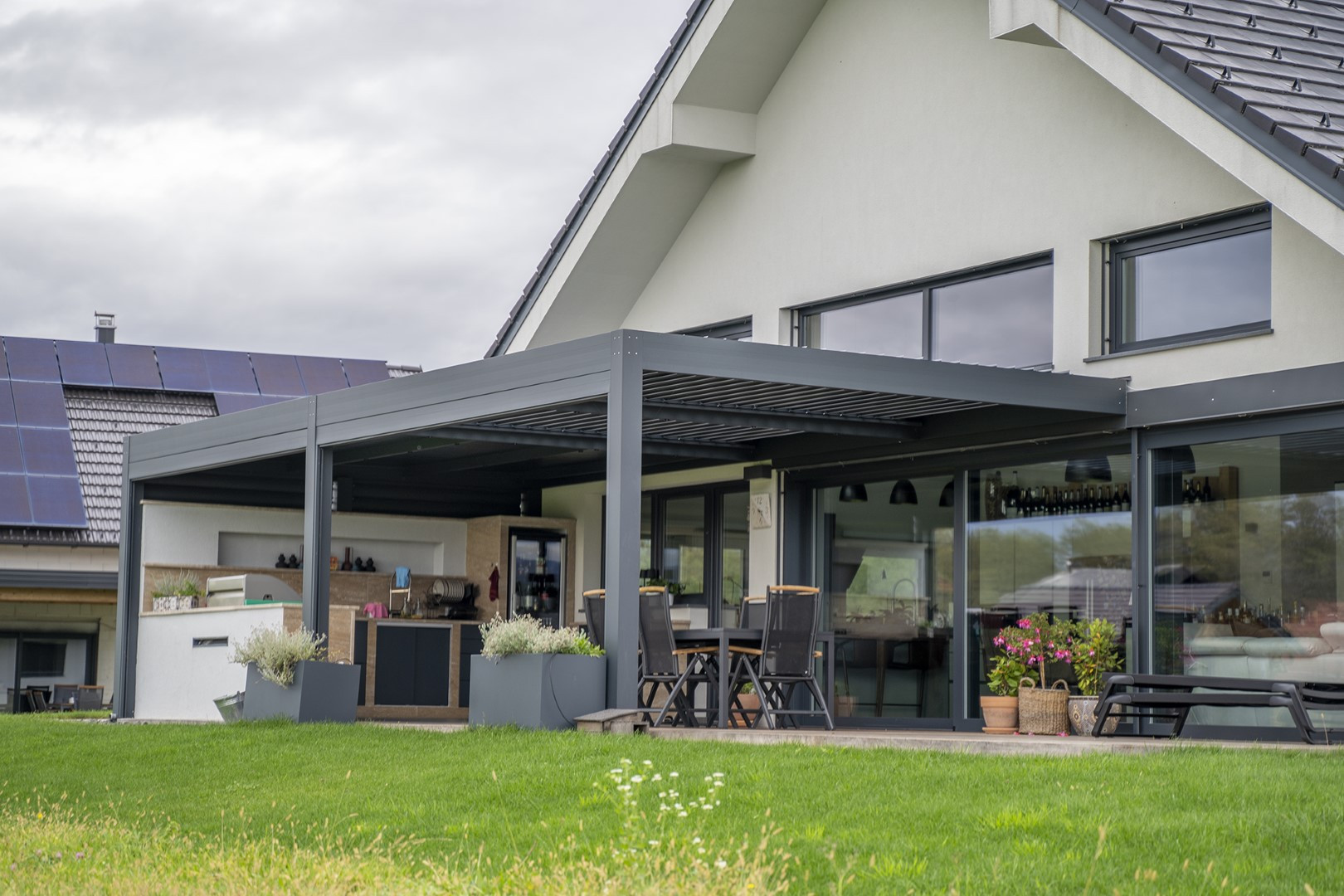 Projekt lamelna pergola IK Artiče