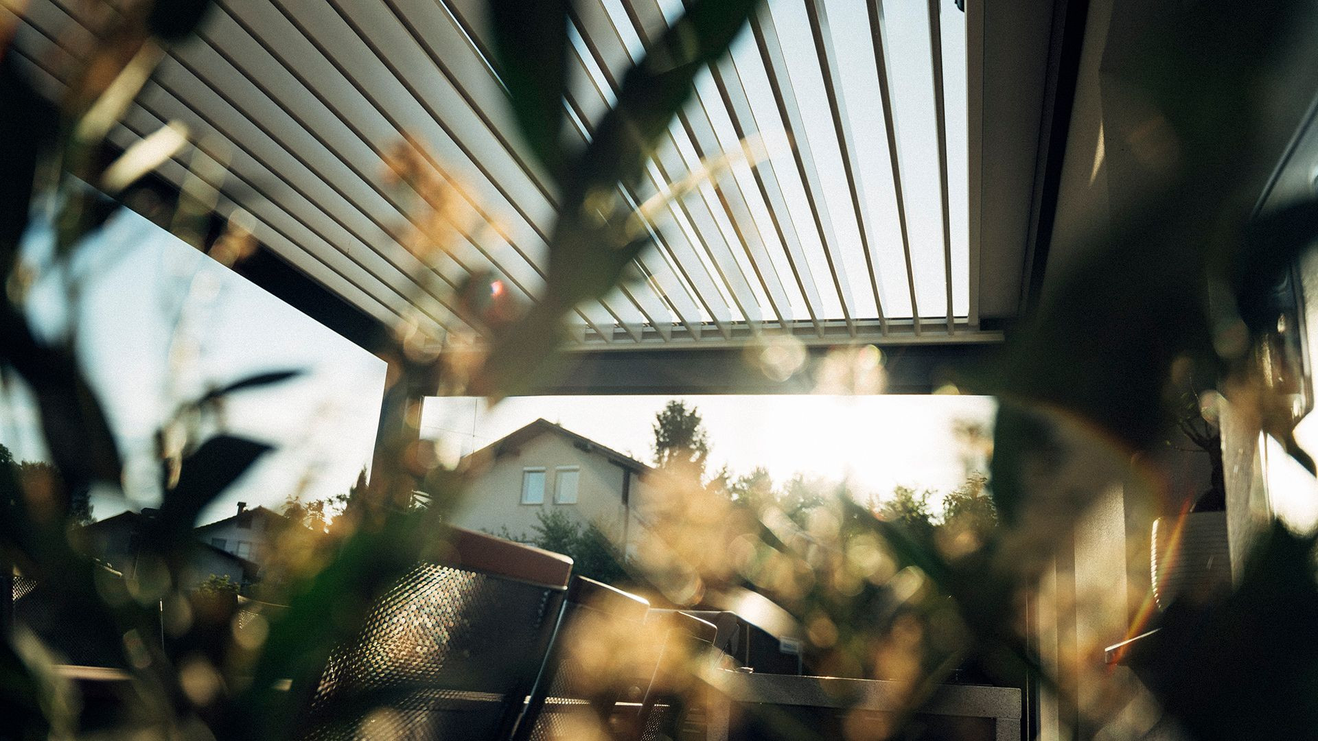 Projekt MK Novo mesto - Lamelna/bioklimatska pergola Misteral - Terasa, brisole, zip rolo