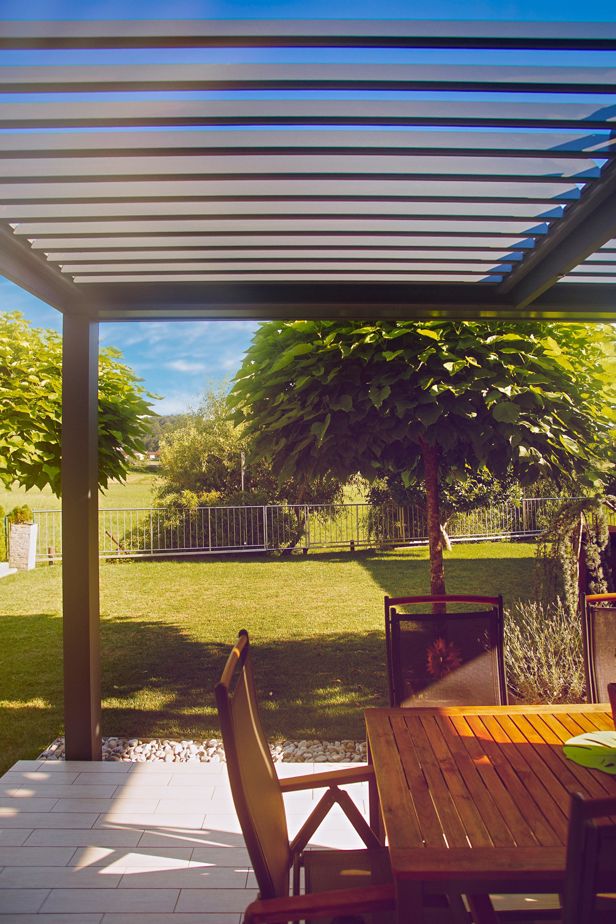 Projekt BS Grosuplje - Bioklimatska pergola Misteral - Terasa, Brisole, zip rolo