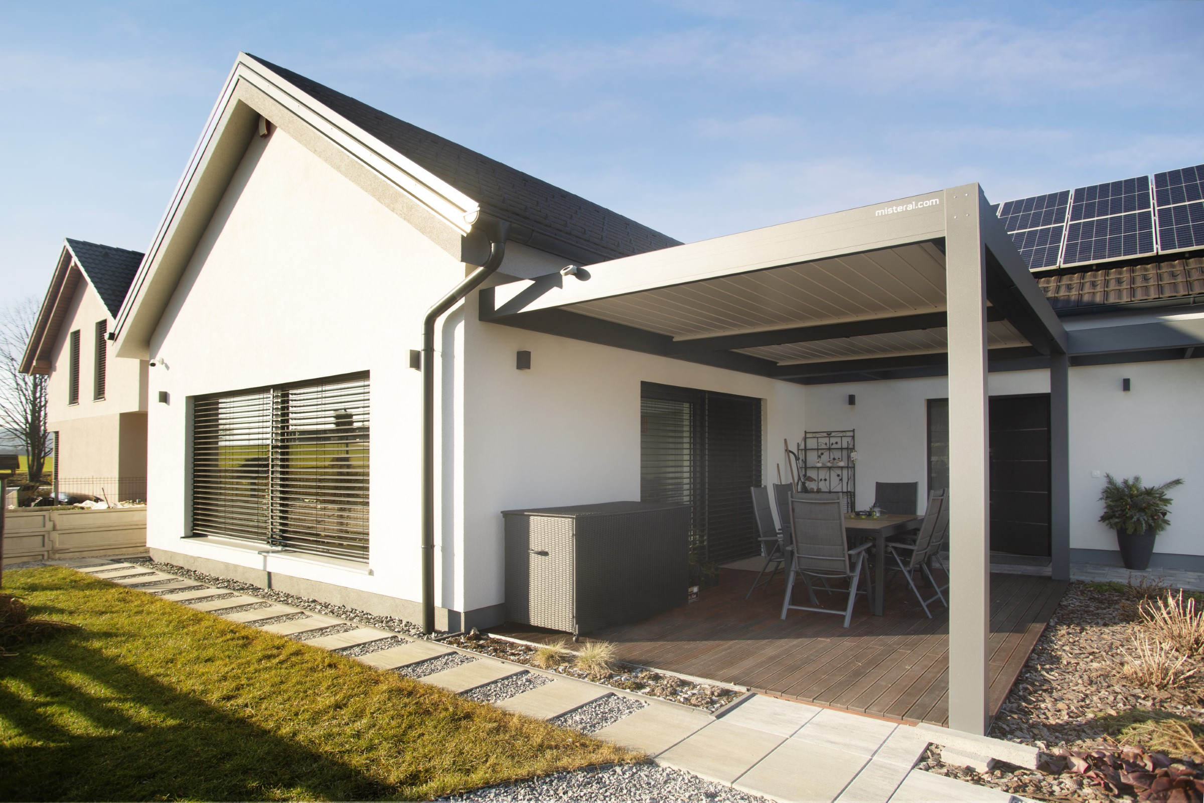 Projekt lamelna pergola Mengeš