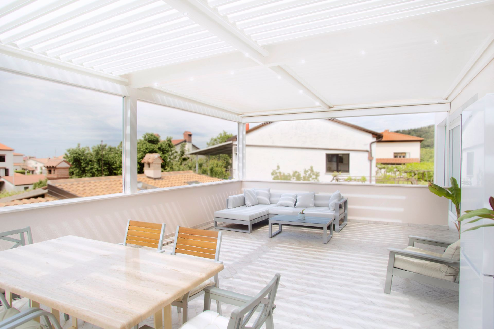 Projekt VK - Koper - Bioklimatska pergola Misteral - Terasa, Brisole, zip rolo