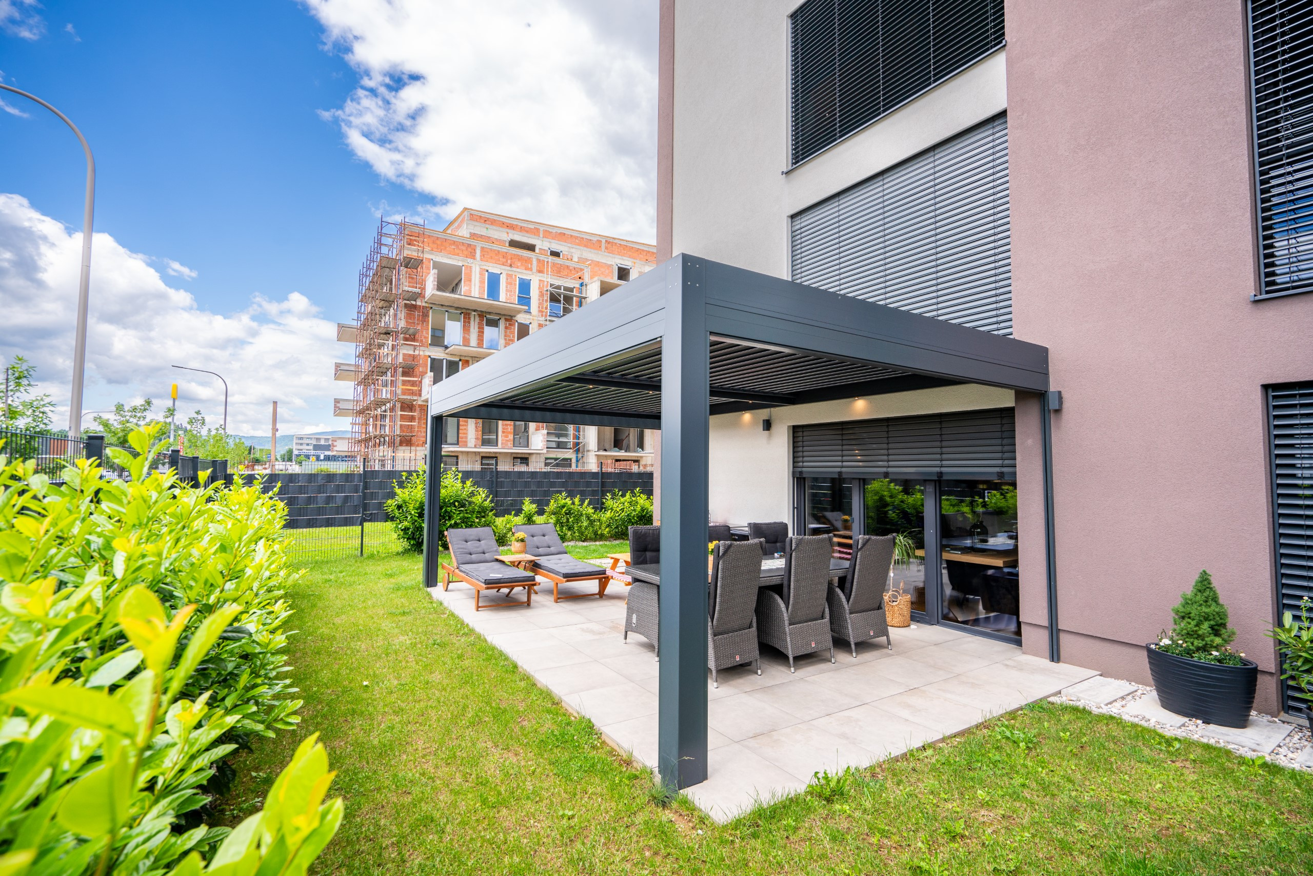 Projekt lamelna pergola ZA Maribor