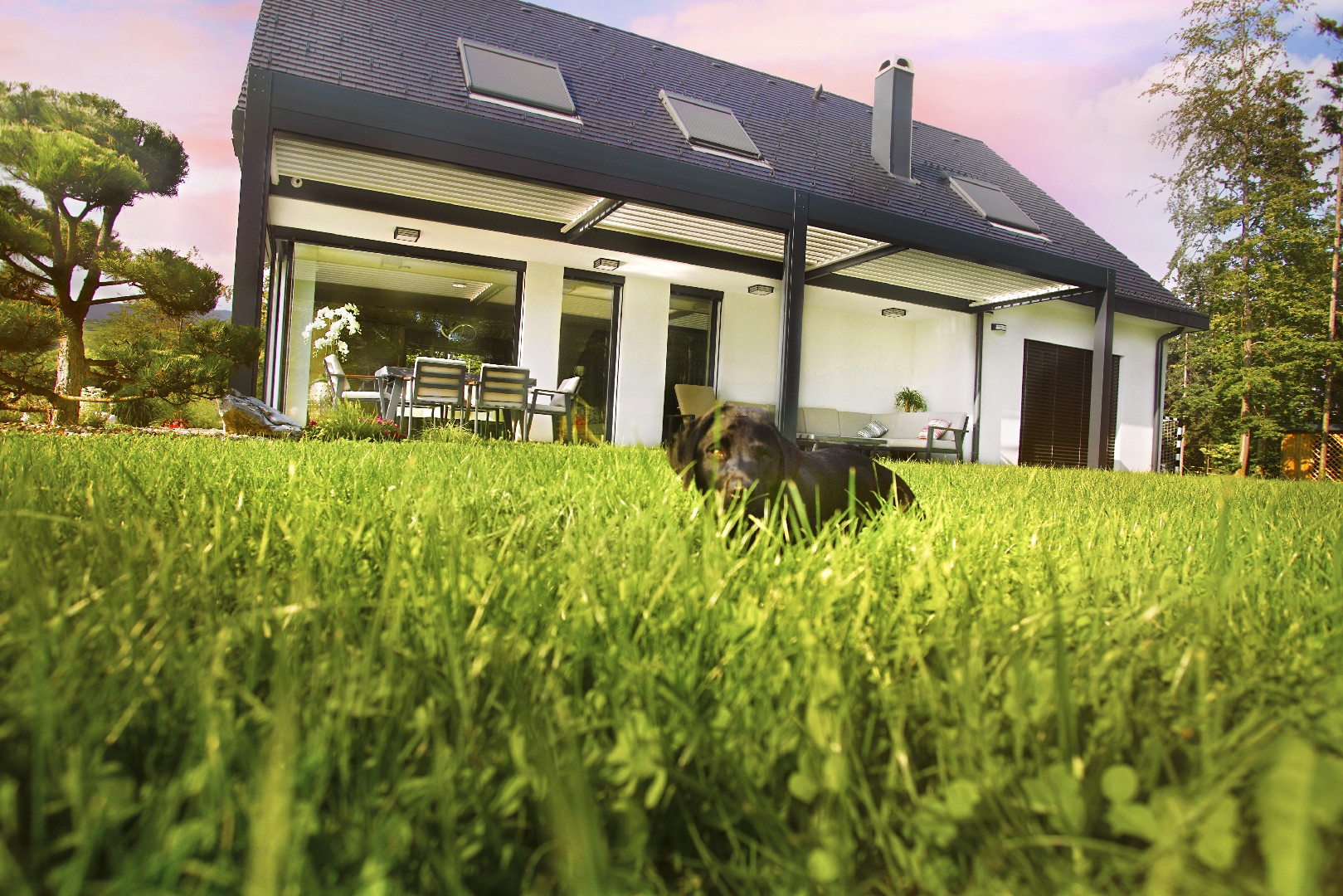 Project AT Vitanje - Bioclimatic pergola Misteral - Terrace, brisole, zip roller blinds