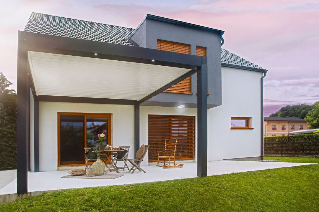 Project JG Ljubljana - Bioclimatic pergola Misteral - Terrace, brisole, zip roller blinds