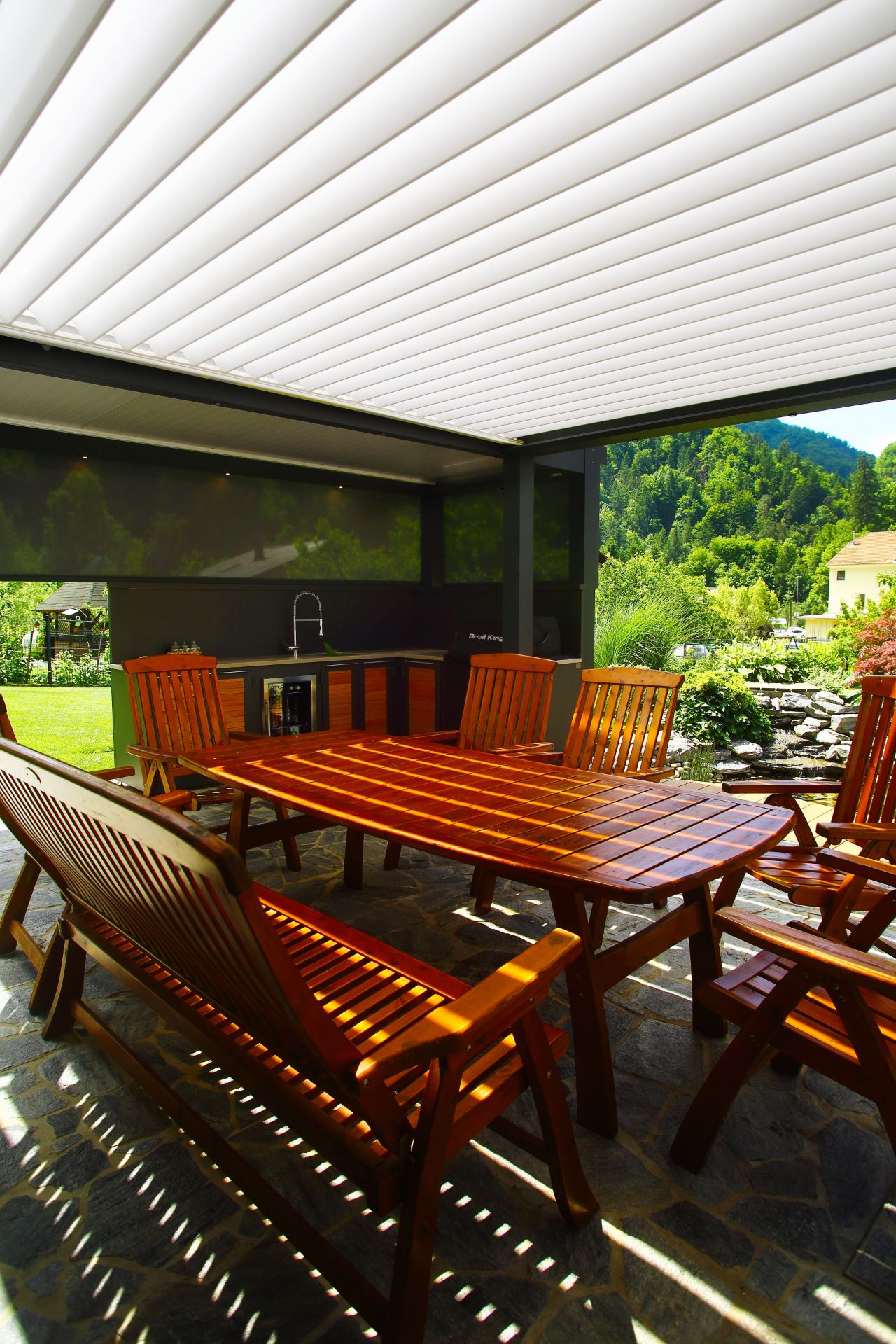 Project AP - Vitanje - Bioclimatic pergola Misteral - Terrace, brisole, zip roller blinds