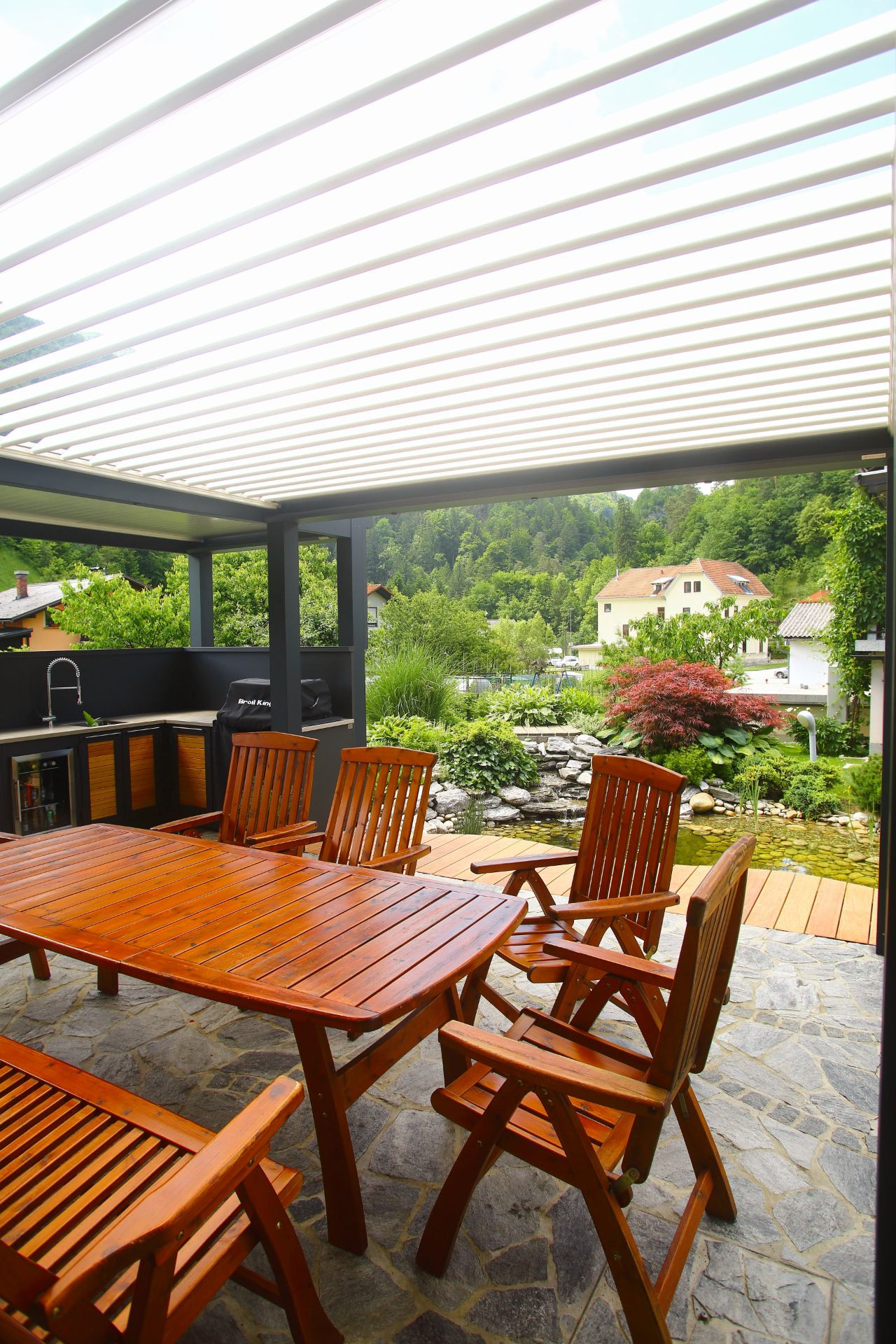 Project AP - Vitanje - Bioclimatic pergola Misteral - Terrace, brisole, zip roller blinds