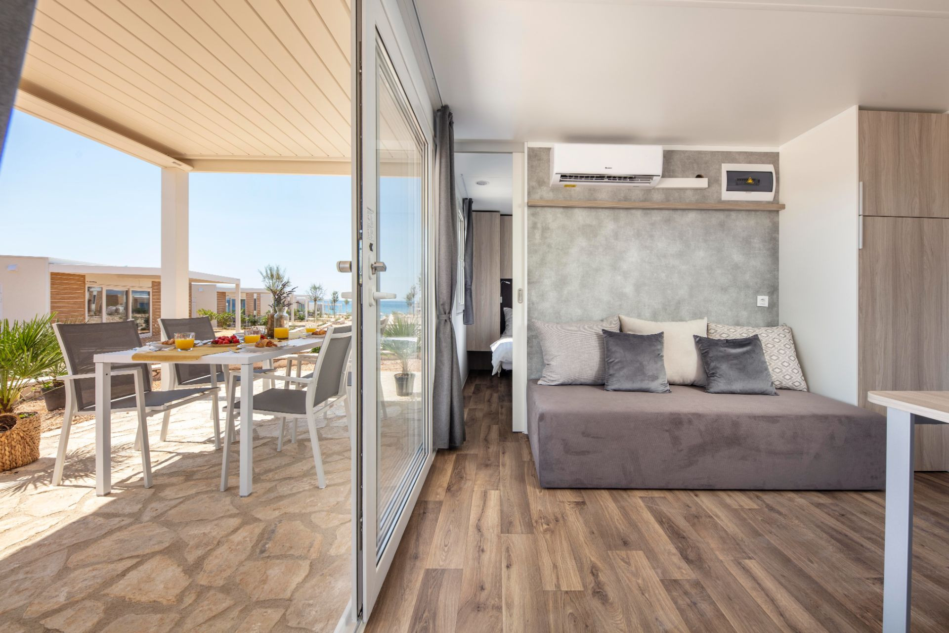 Project Terra Park Pag - Bioclimatic pergola Misteral - Terrace, brisole, zip roller blinds