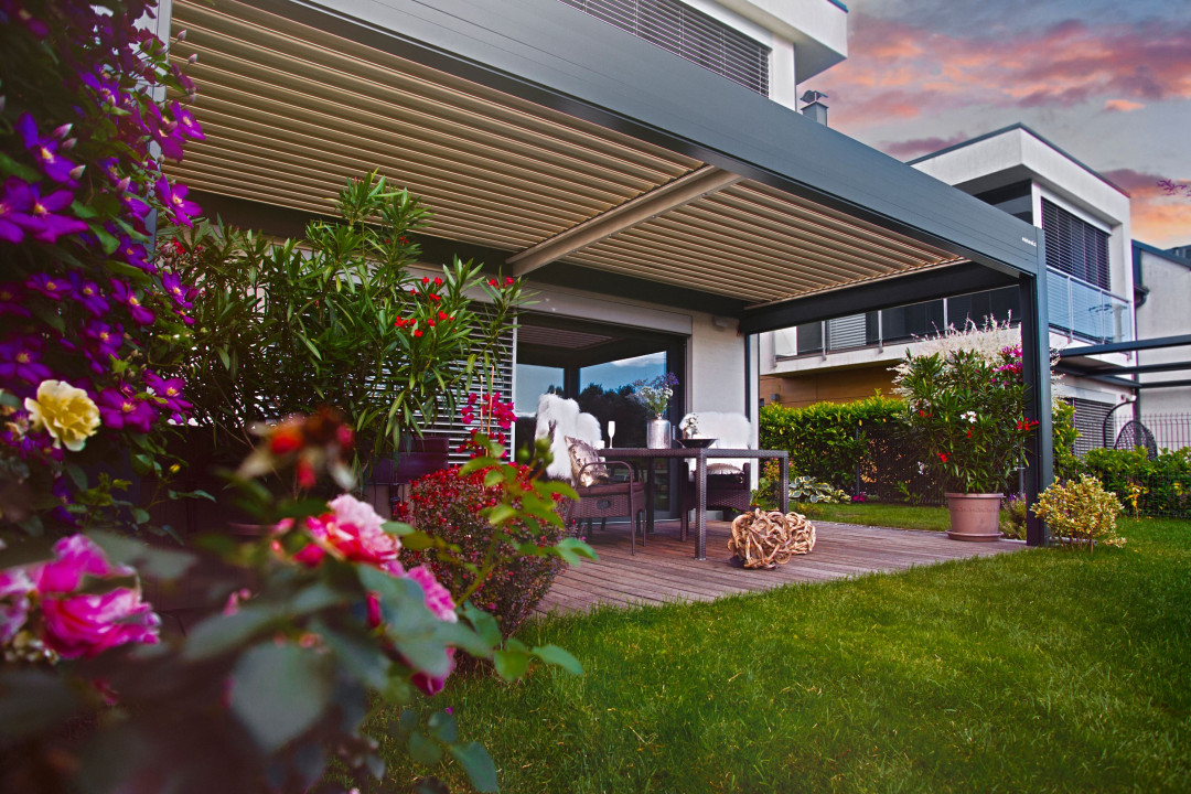 Project MN Ljubljana - Bioclimatic pergola Misteral - Terrace, brisole, zip roller blinds