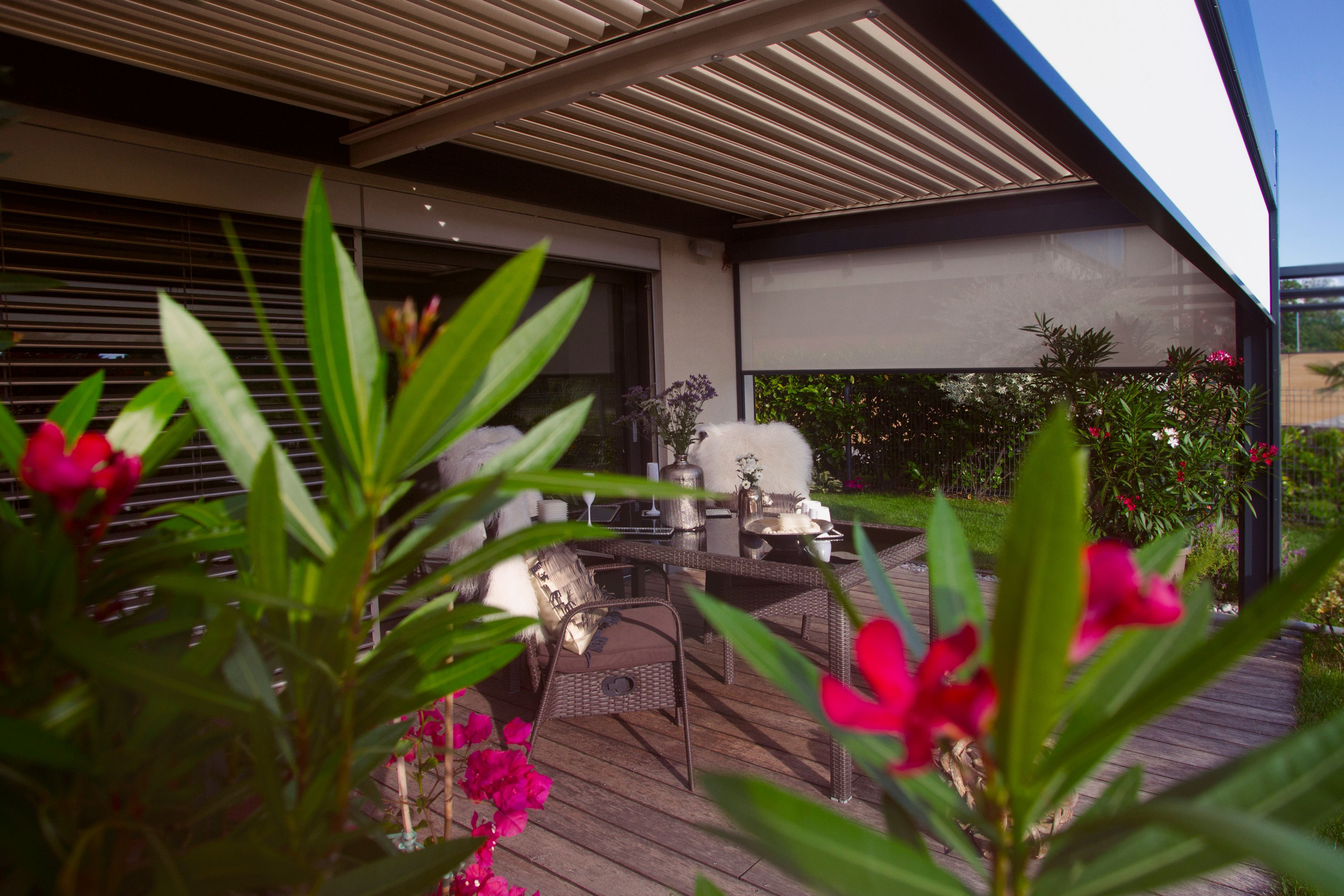 Project MN Ljubljana - Bioclimatic pergola Misteral - Terrace, brisole, zip roller blinds