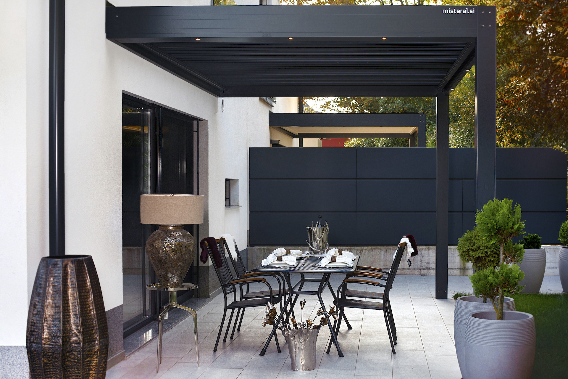 Project VŠ Ljubljana - Bioclimatic pergola Misteral - Terrace, brisole, zip roller blinds