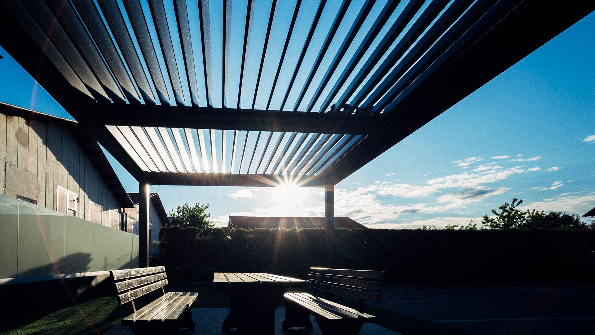 Projekt AE Brežice - Lamelna/bioklimatska pergola Misteral - Terasa, brisole, zip rolo