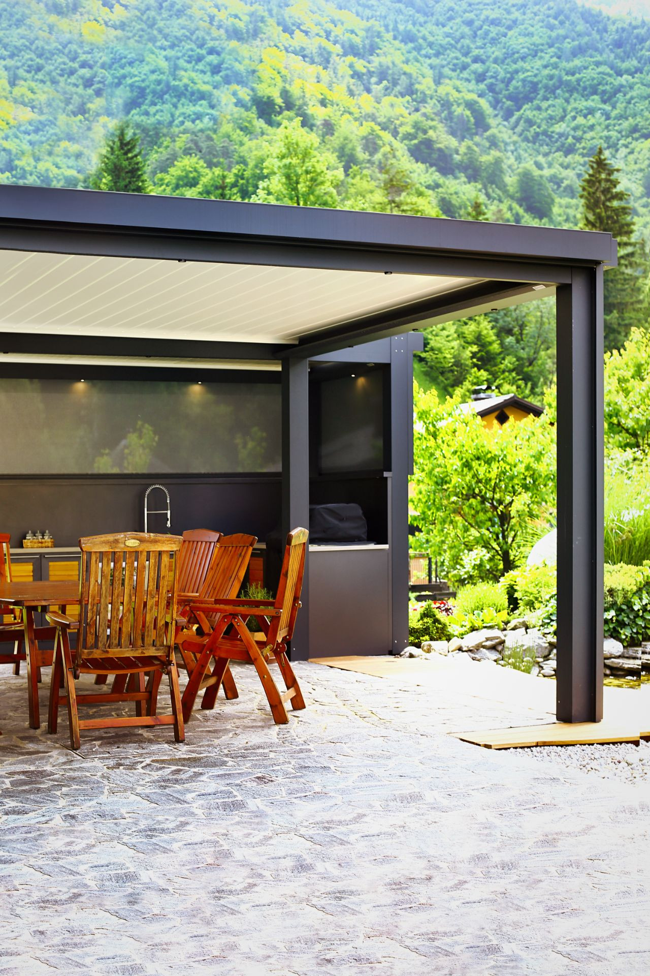 Projekt AP - Vitanje - Die bioklimatische Pergola Misteral - Terrasse, Brisole, Seitliche ZIP-Rollos