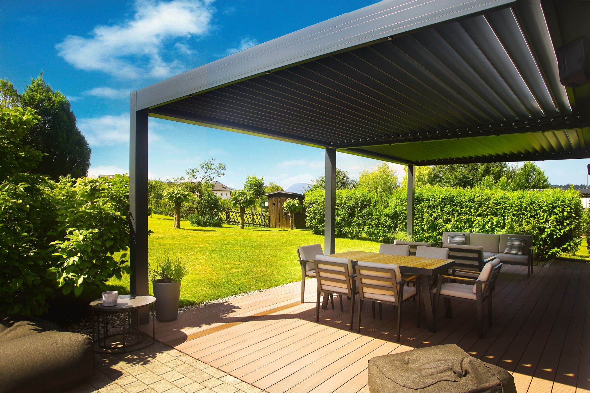 Projekt LS - Vojnik - Die bioklimatische Pergola Misteral - Terrasse, Brisole, Seitliche ZIP-Rollos