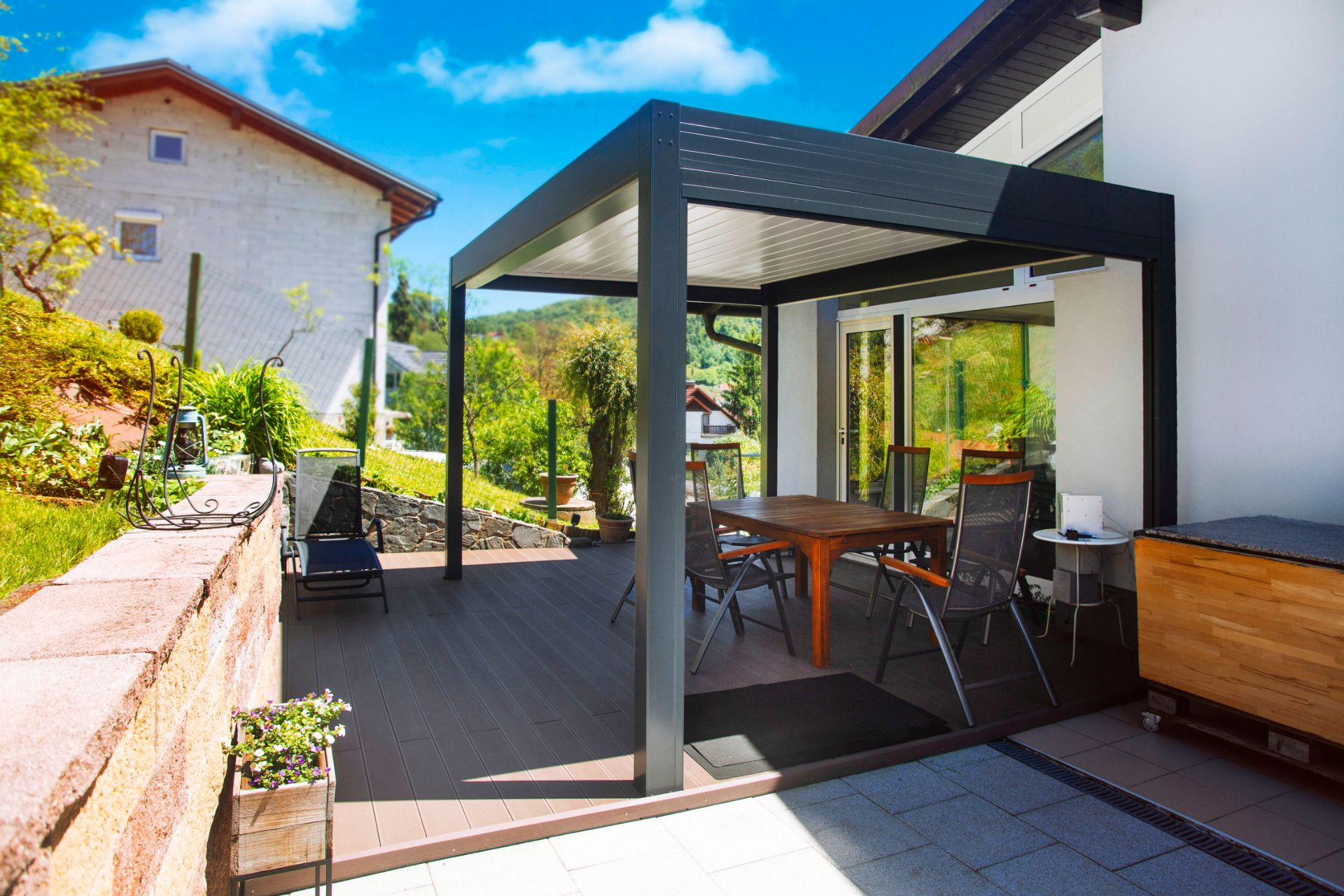 Projekt MG - Hrastnik - Die bioklimatische Pergola Misteral - Terrasse, Brisole, Seitliche ZIP-Rollos