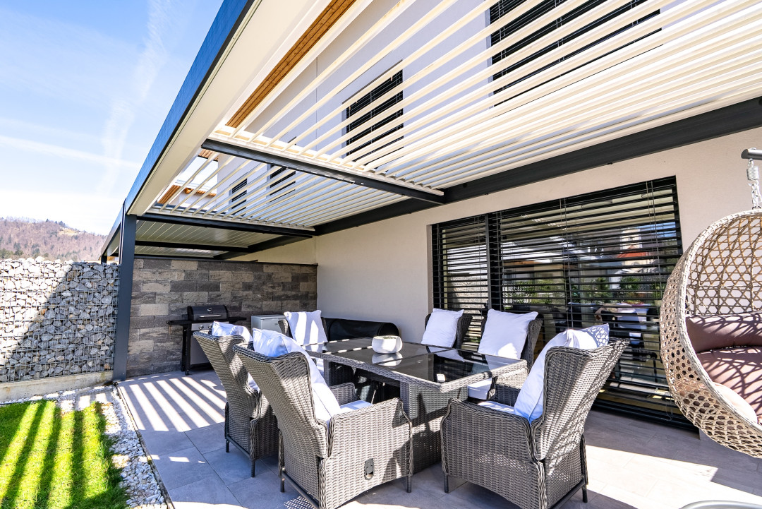 Projekt Lamellen-Pergola ZH Polhov Gradec