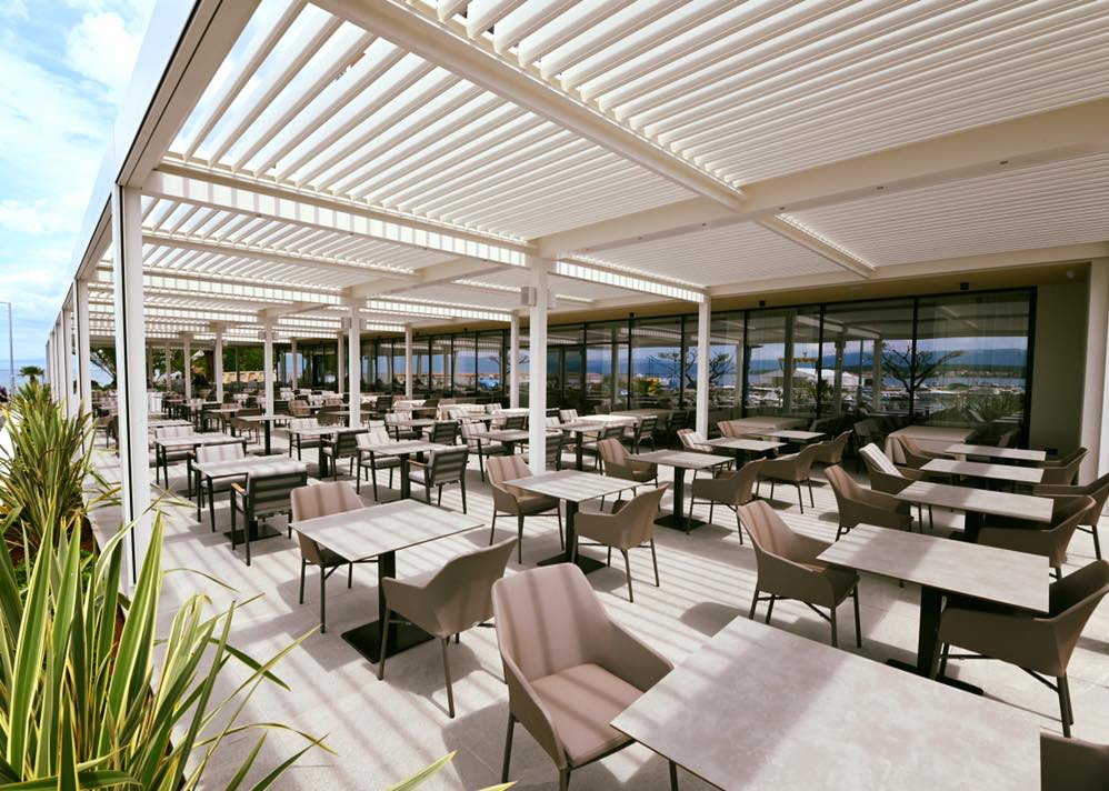 Projekt lamelna pergola Luxury Hotel Riva - Lamelna/bioklimatska pergola Misteral - Terasa, brisole, zip rolo