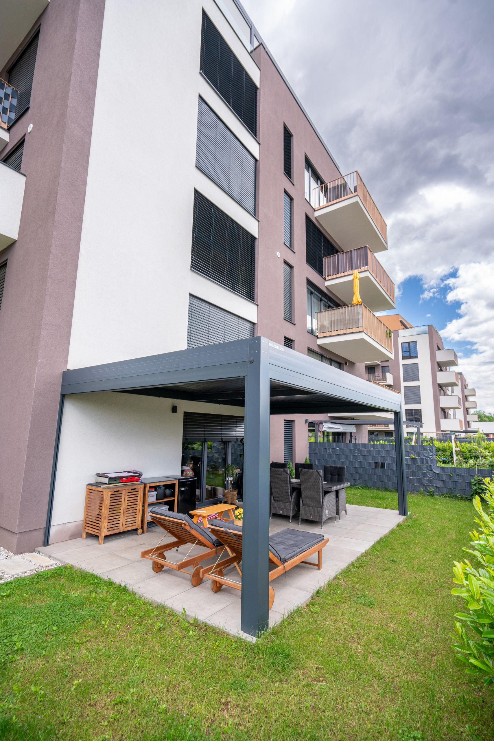 Projekt lamelna pergola ZA Maribor