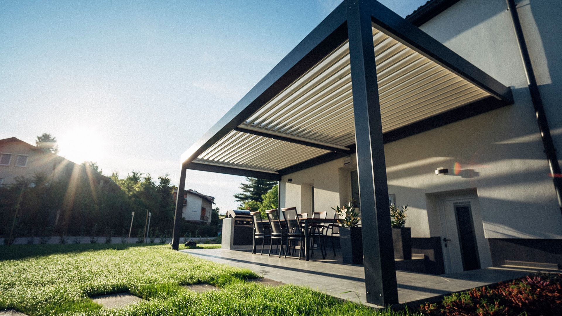 Projekt MK Novo mesto - Lamelna/bioklimatska pergola Misteral - Terasa, brisole, zip rolo