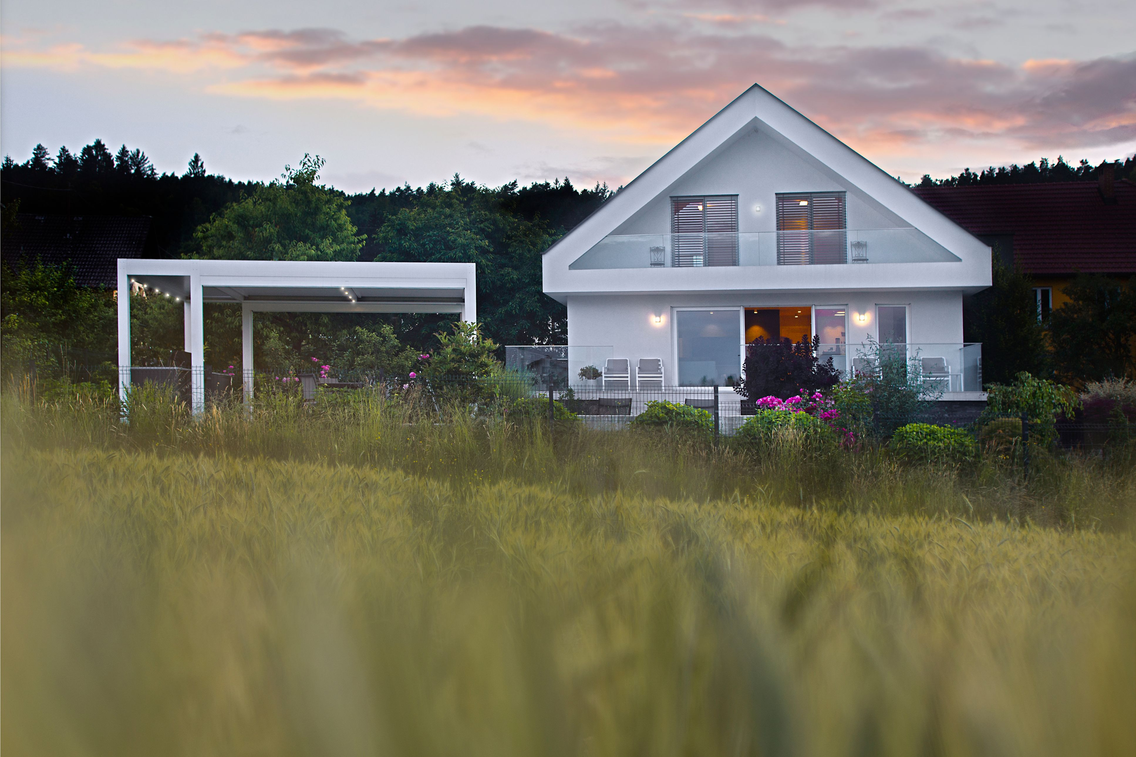 Projekt VP Ljubljana - Die bioklimatische Pergola Misteral - Terrasse, Brisole, Seitliche ZIP-Rollos