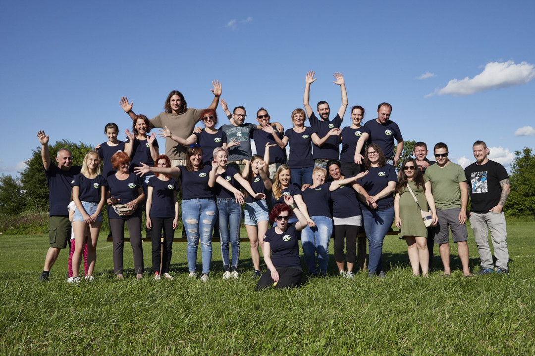 Naslovna fotografija (Custom)