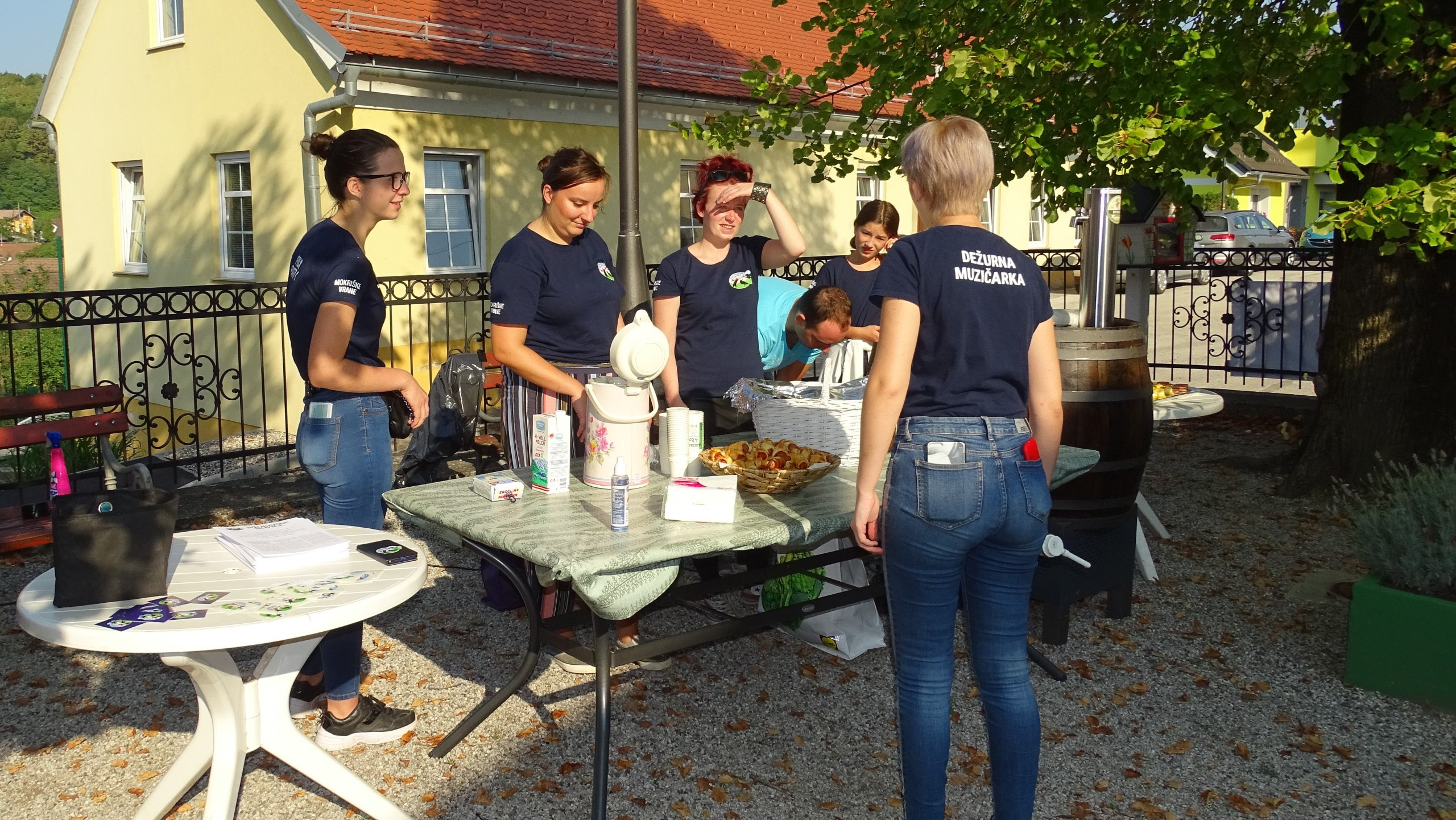 Nedeljska pogostitev