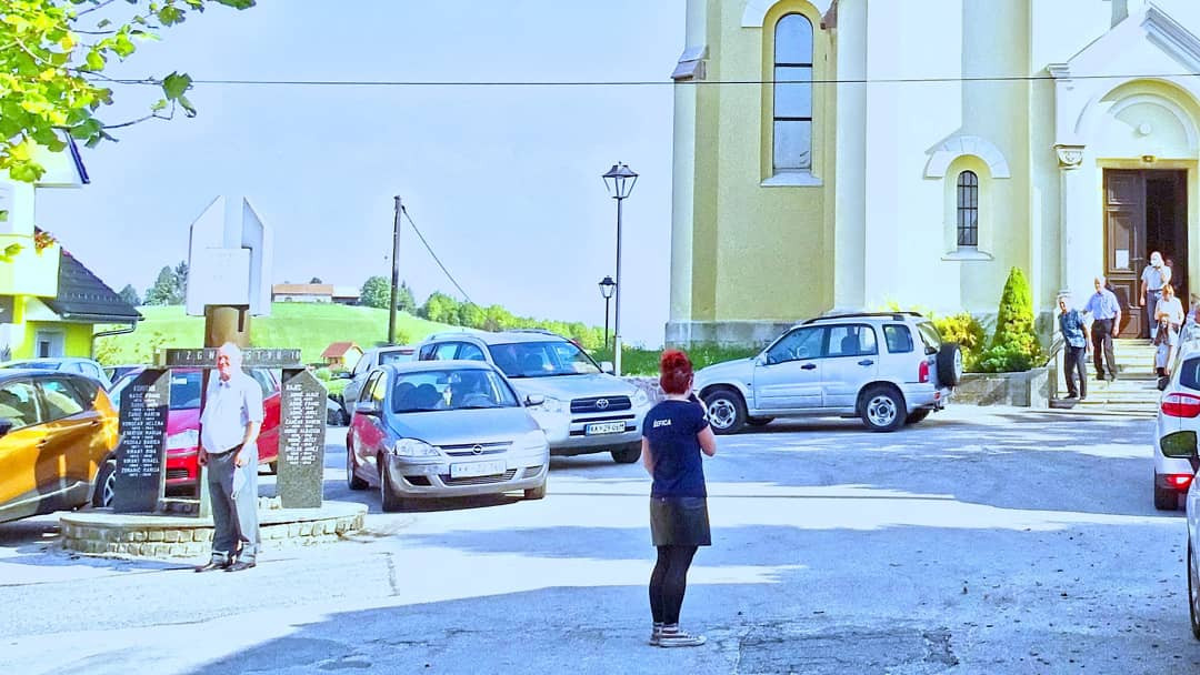 Nedeljska pogostitev