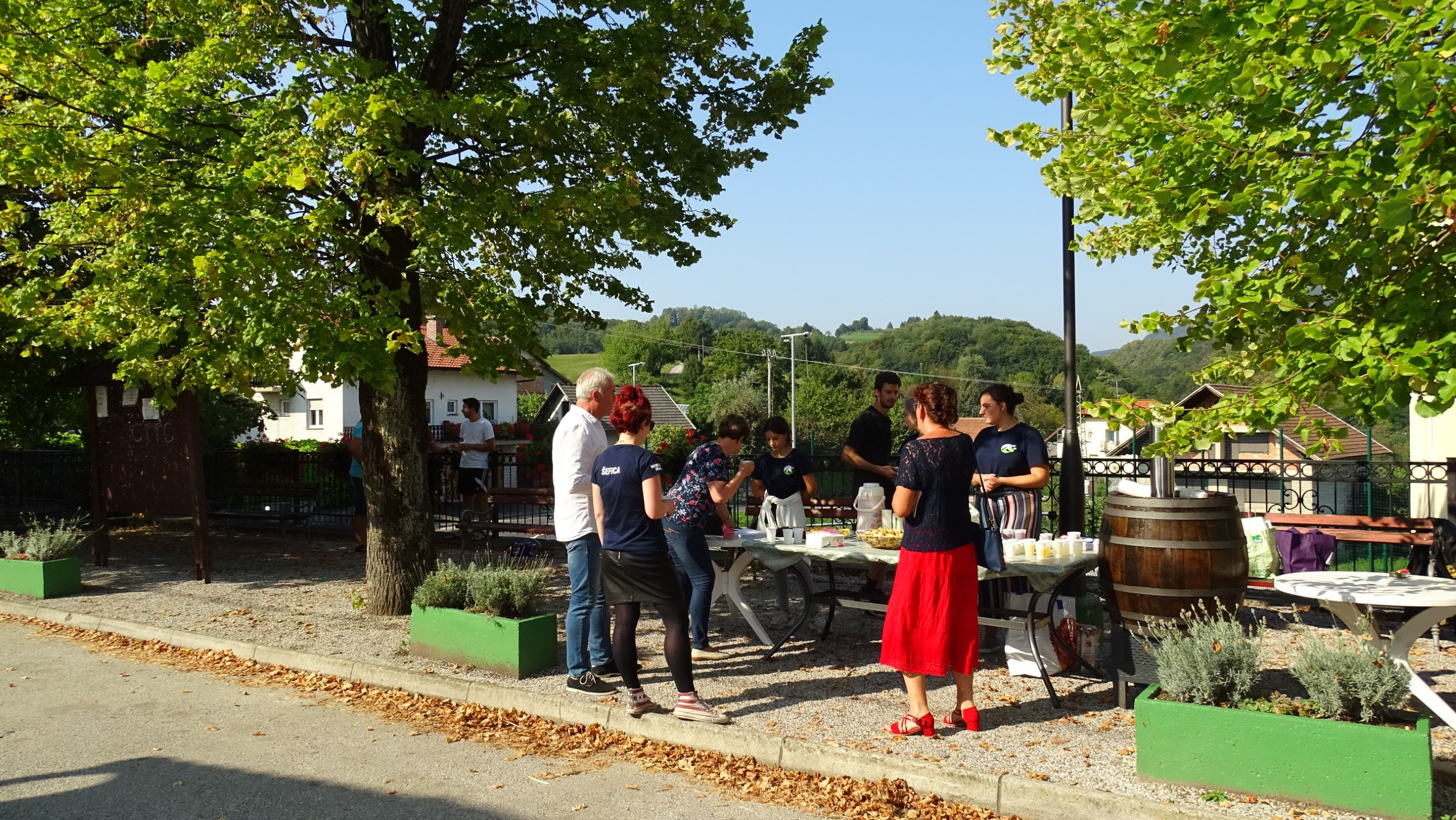 Nedeljska pogostitev