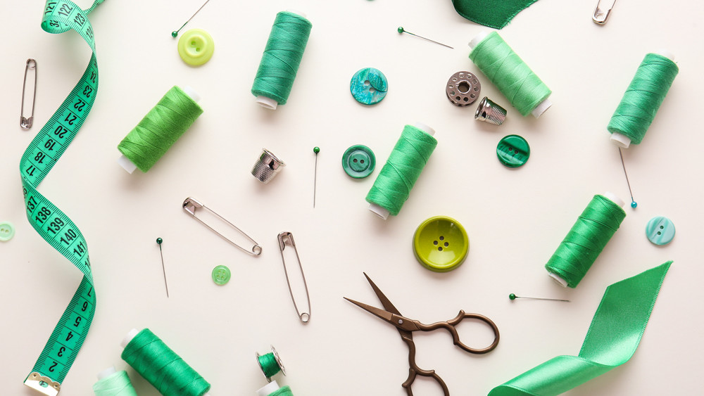 Prinesi, skupaj popravimo ali odnesemo – delavnica šivanja