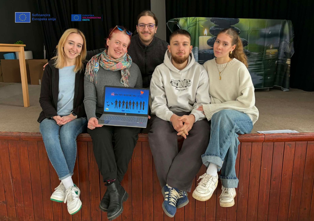 Skupina mladih izvedla projektni sestanek in teambuilding