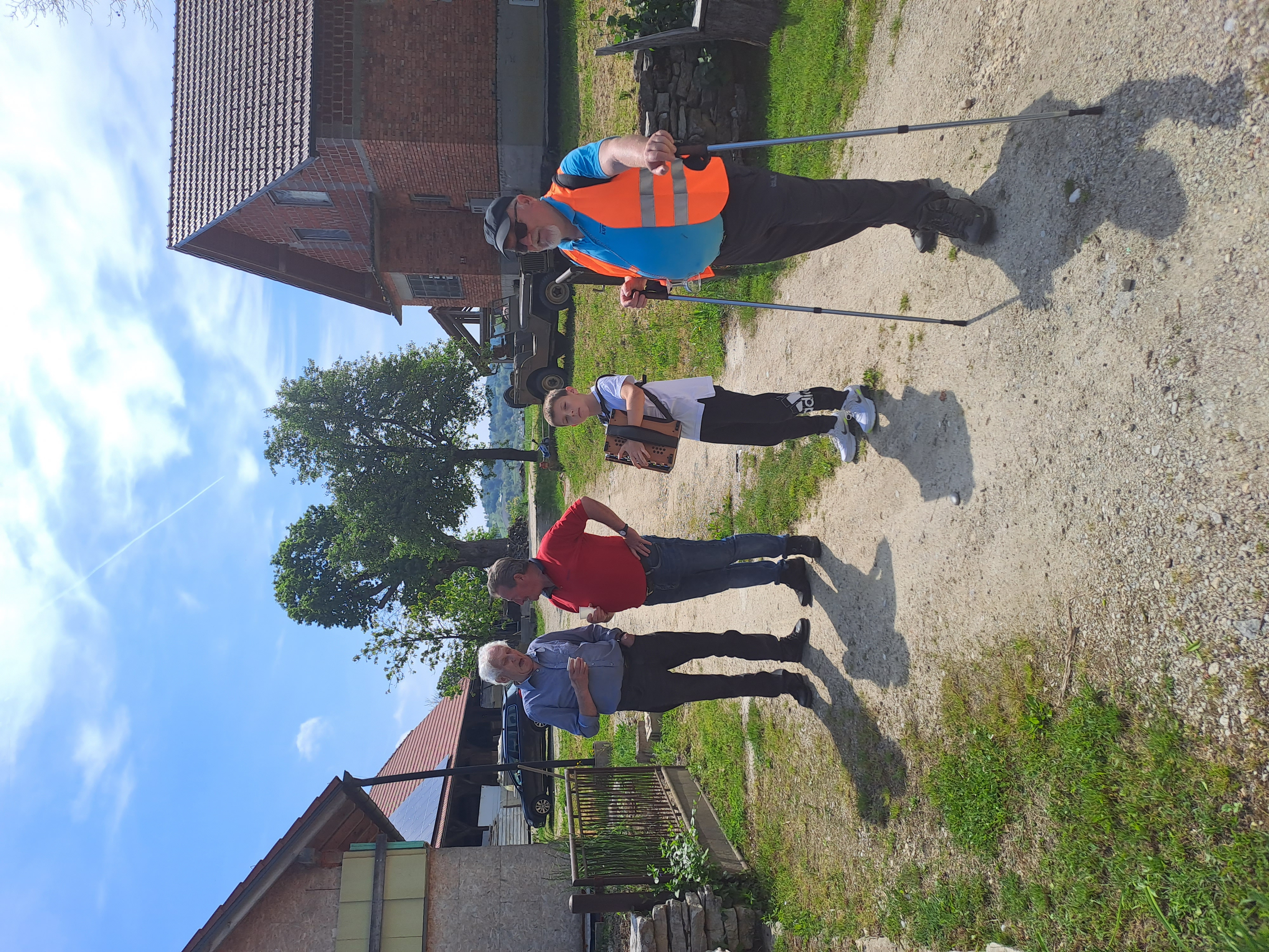 Udeležili smo se pohoda in ocvirkijade