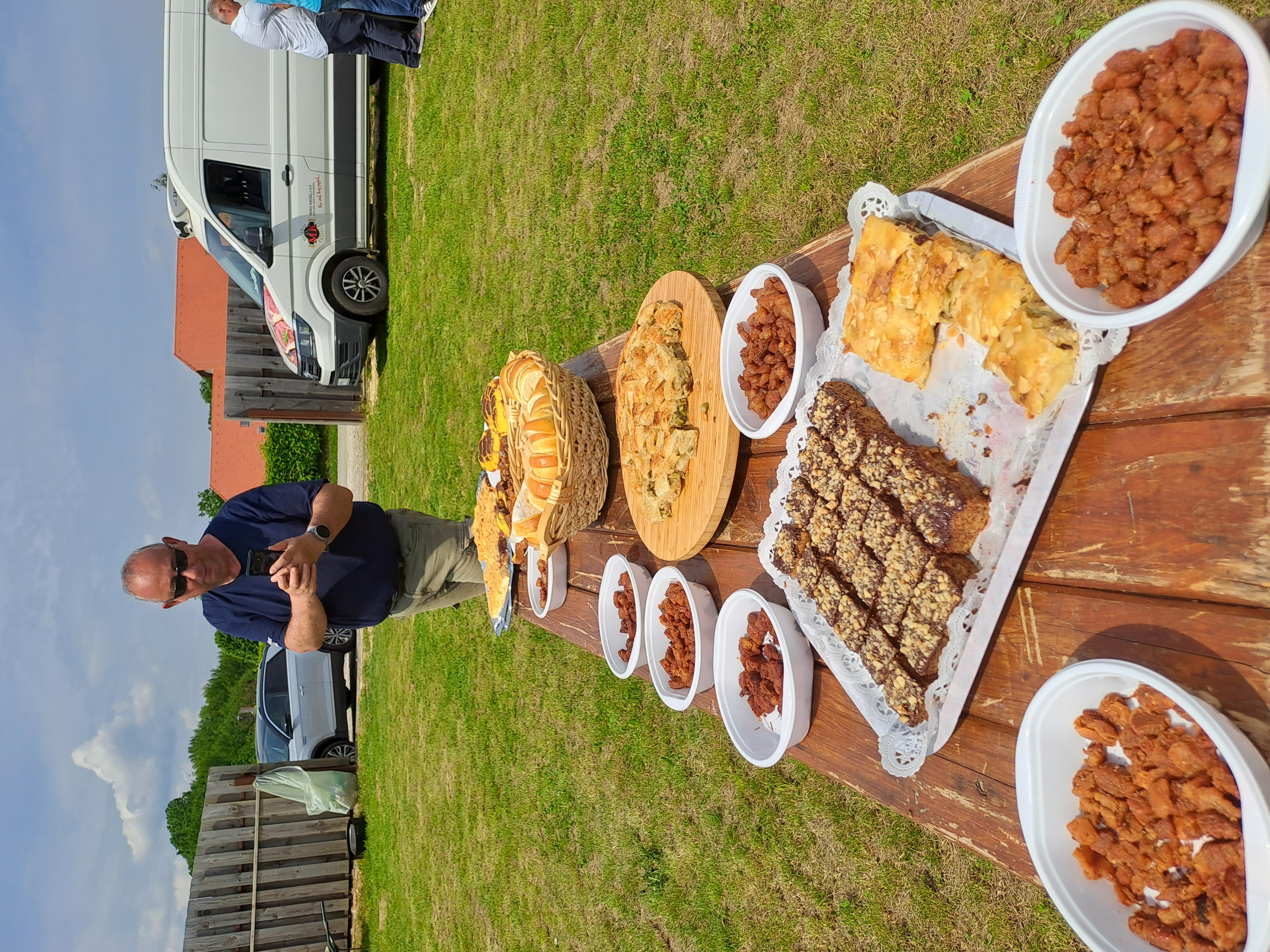 Udeležili smo se pohoda in ocvirkijade