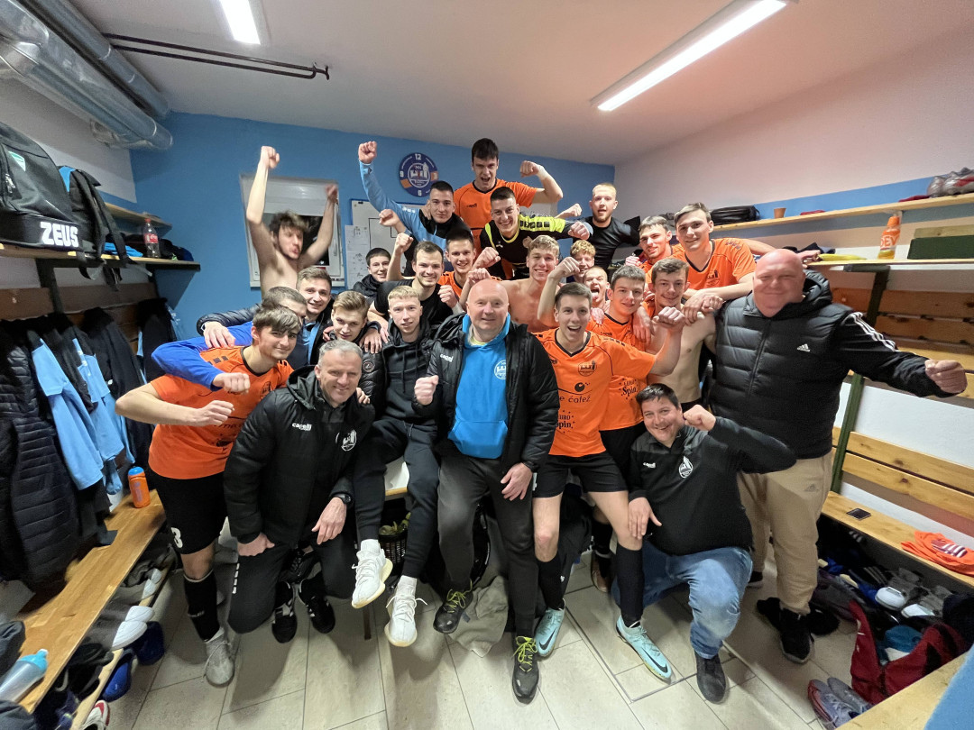 Člani do prve zmage leta!