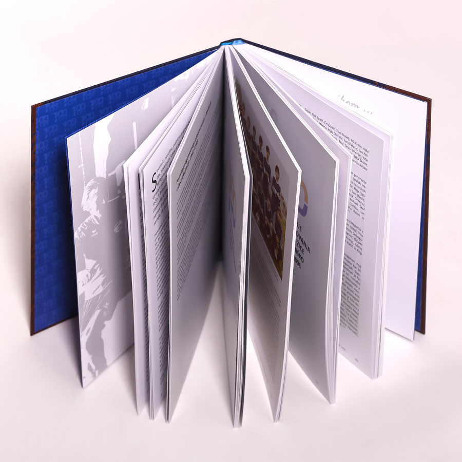 Izšla naša knjiga 100 let nogometa v Brežicah