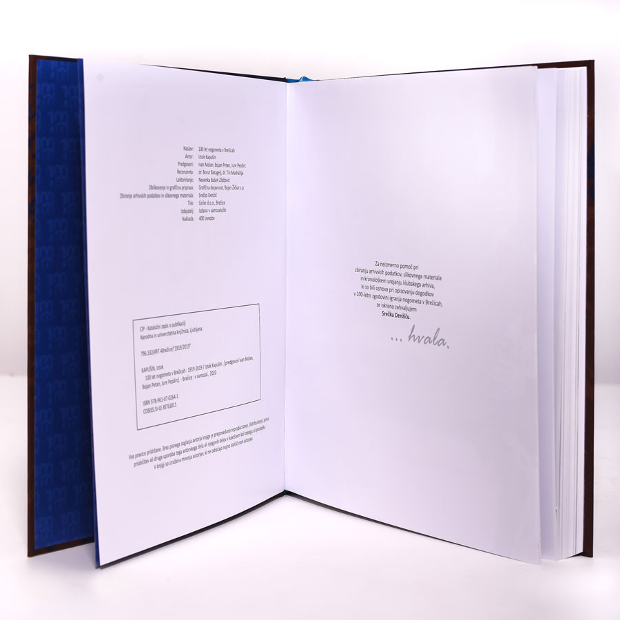 Izšla naša knjiga 100 let nogometa v Brežicah