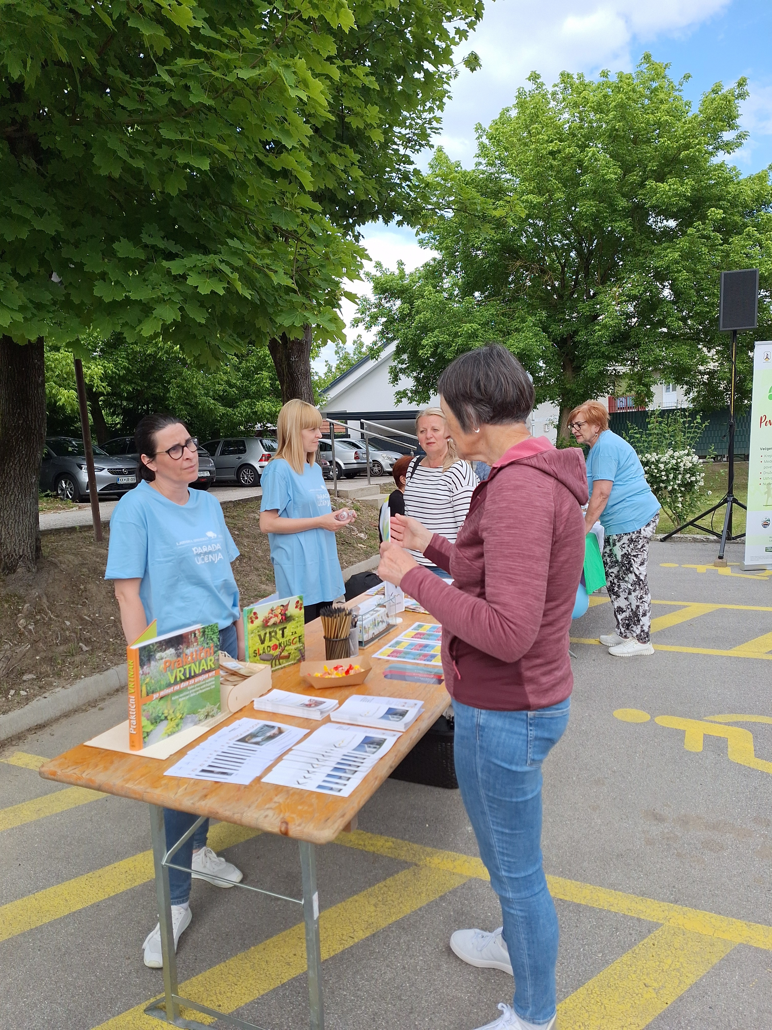 Erika na ogledu pri drugih predstavitvah